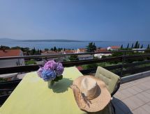 App Marinna: knusse studio met terras op 250m van zee in Crikvenica - thumbnail 1
