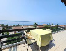 App Marinna: knusse studio met terras op 250m van zee in Crikvenica - thumbnail 3