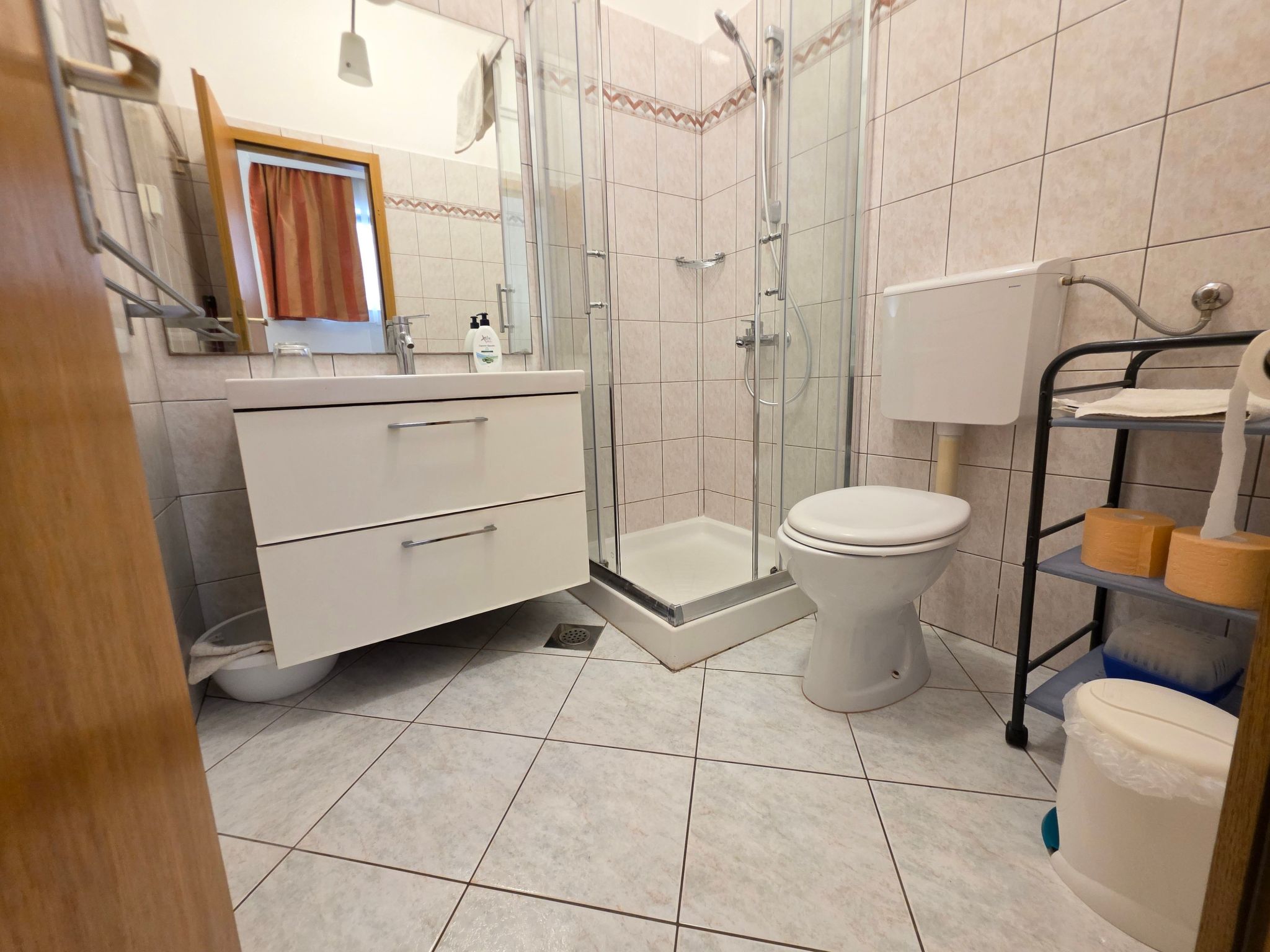 Studio-Apartment mit Terrasse-Binnen