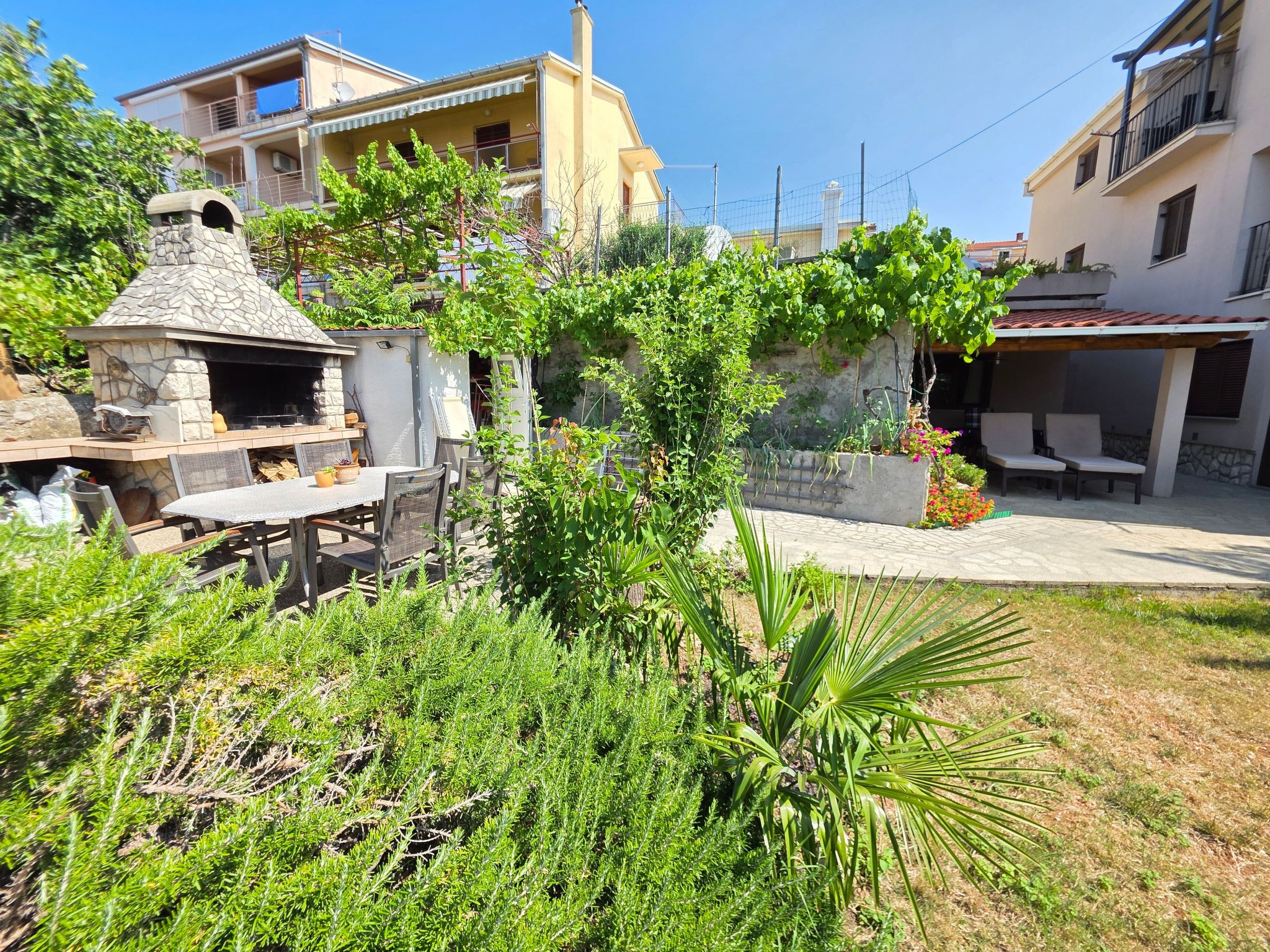 Studio-Apartment mit Terrasse-Binnen