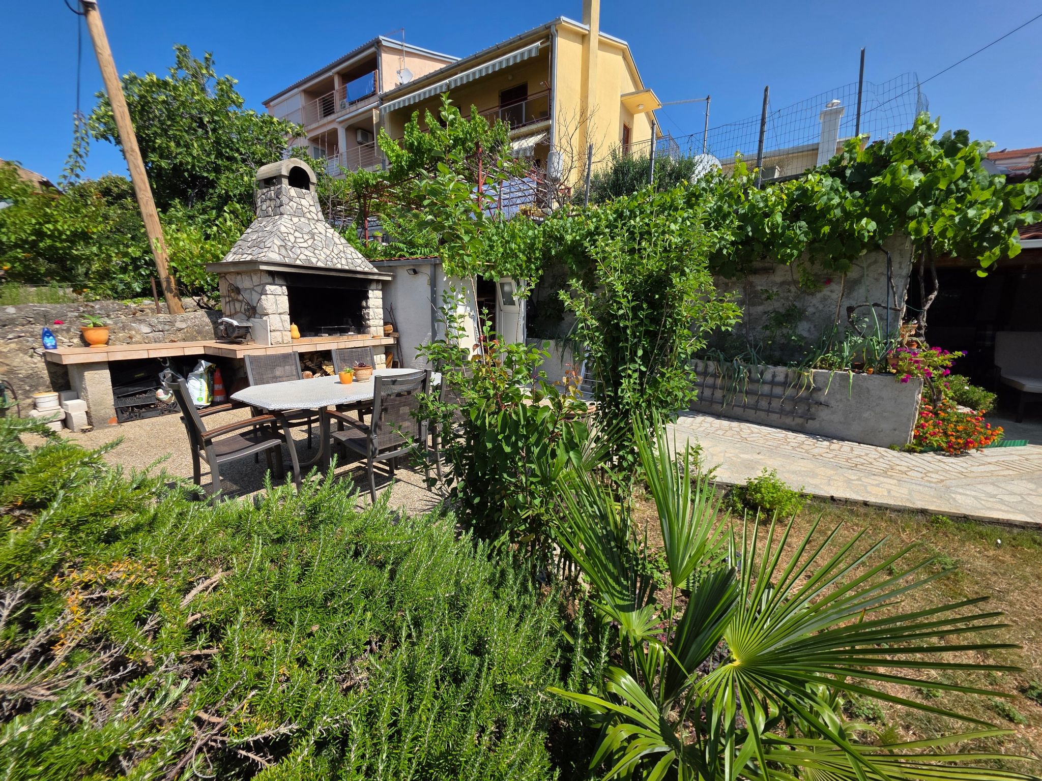 Studio-Apartment mit Terrasse-Binnen