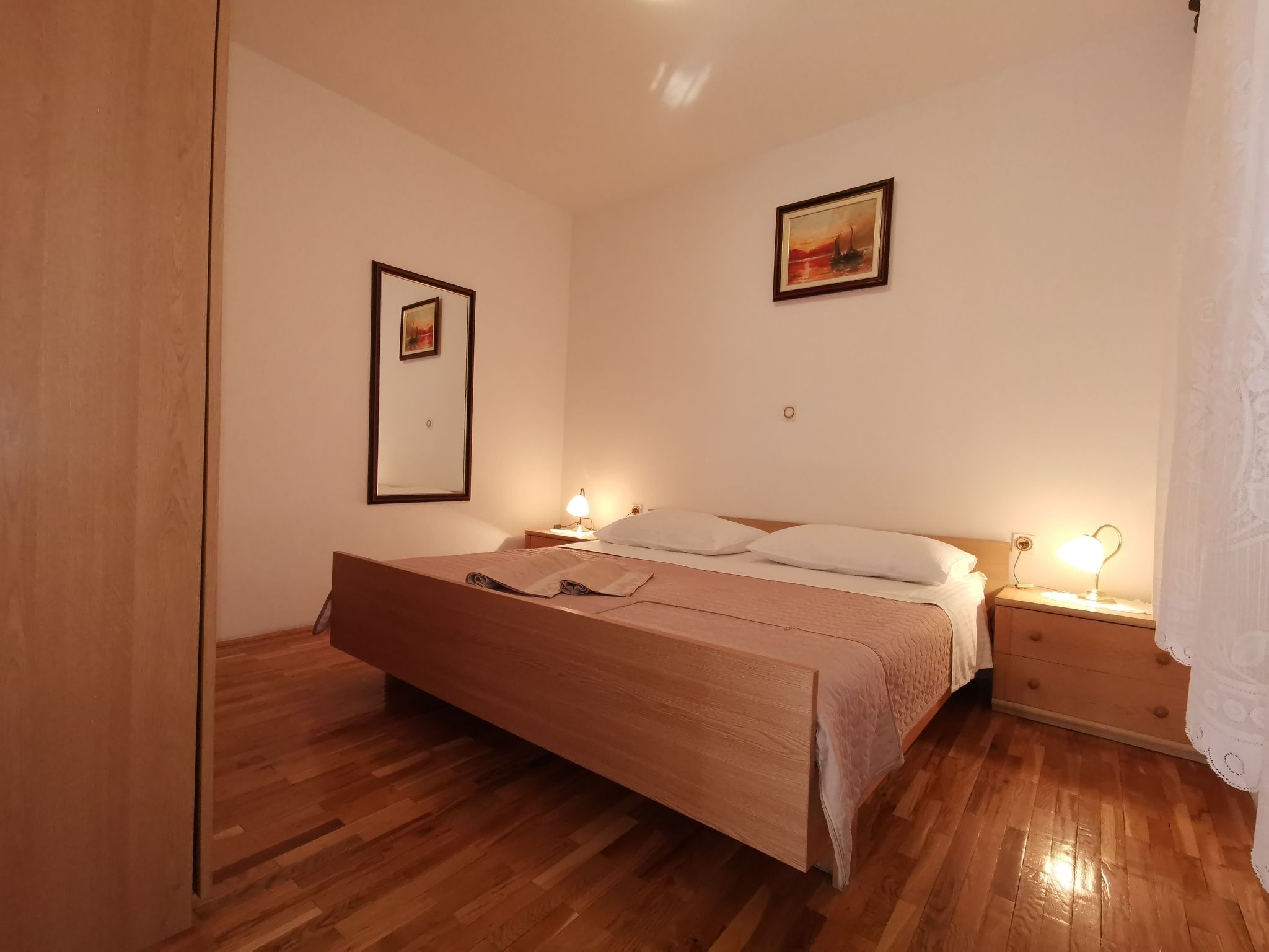 Appartement für 2-3 Personen mit Balkon-Dedans