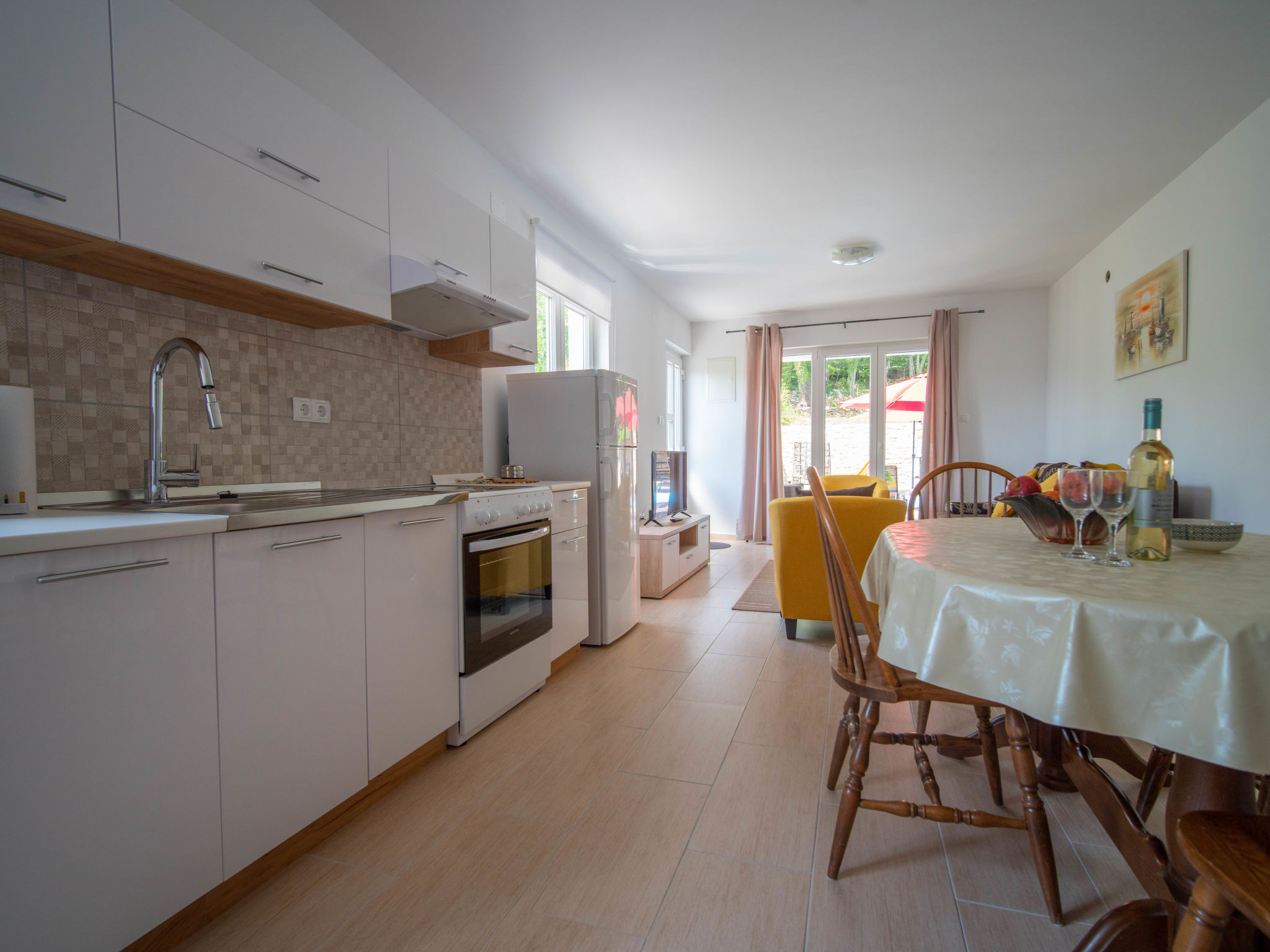 Kitchen / Dining Room