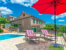 Villa Vesna: Ruim vakantiehuis met privézwembad bij Crikvenica - thumbnail 1