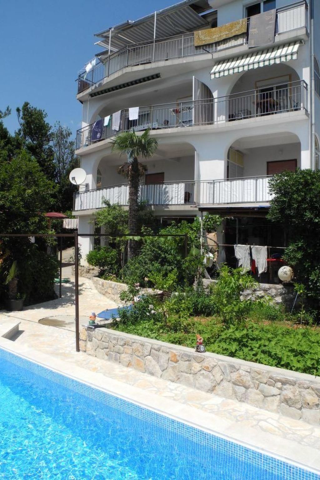 Wohnung 30m vom Meer entfernt, mit Gemeinschaftspool-Binnen