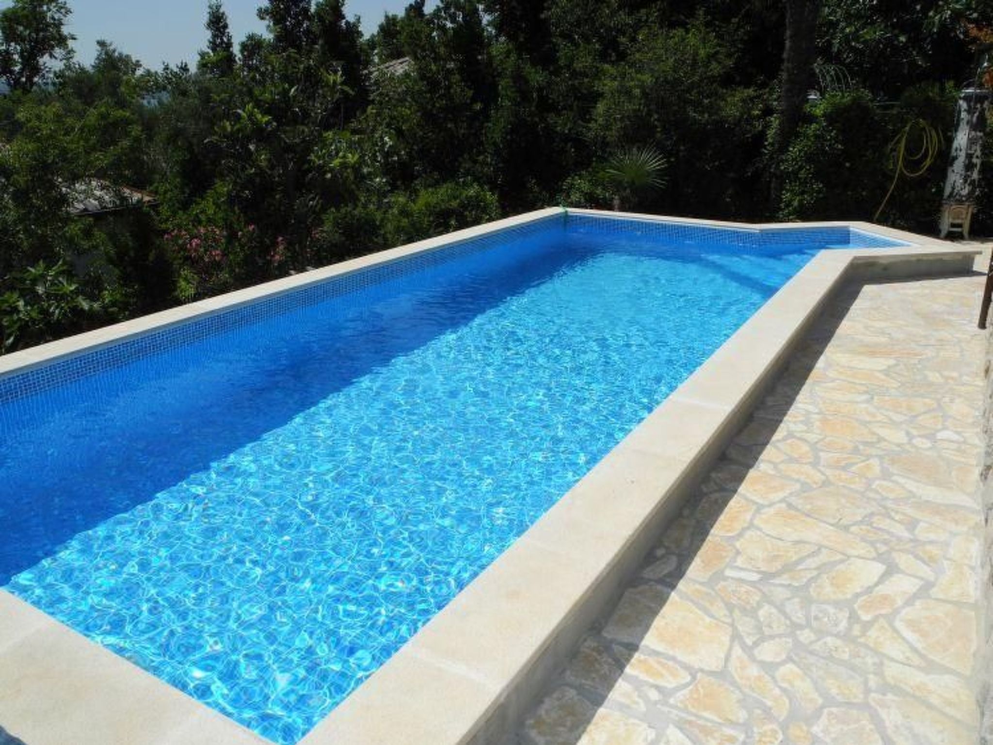 Wohnung 30m vom Meer entfernt, mit Gemeinschaftspool-Binnen