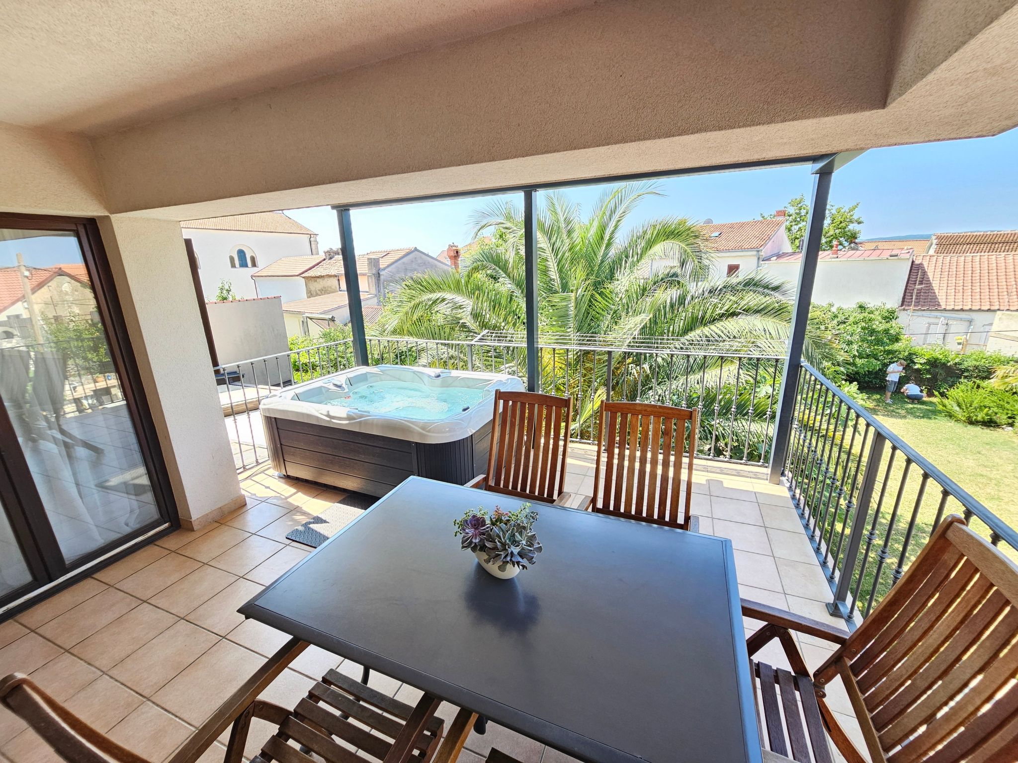 Wohnung für 6 Personen mit Jacuzzi-Binnen