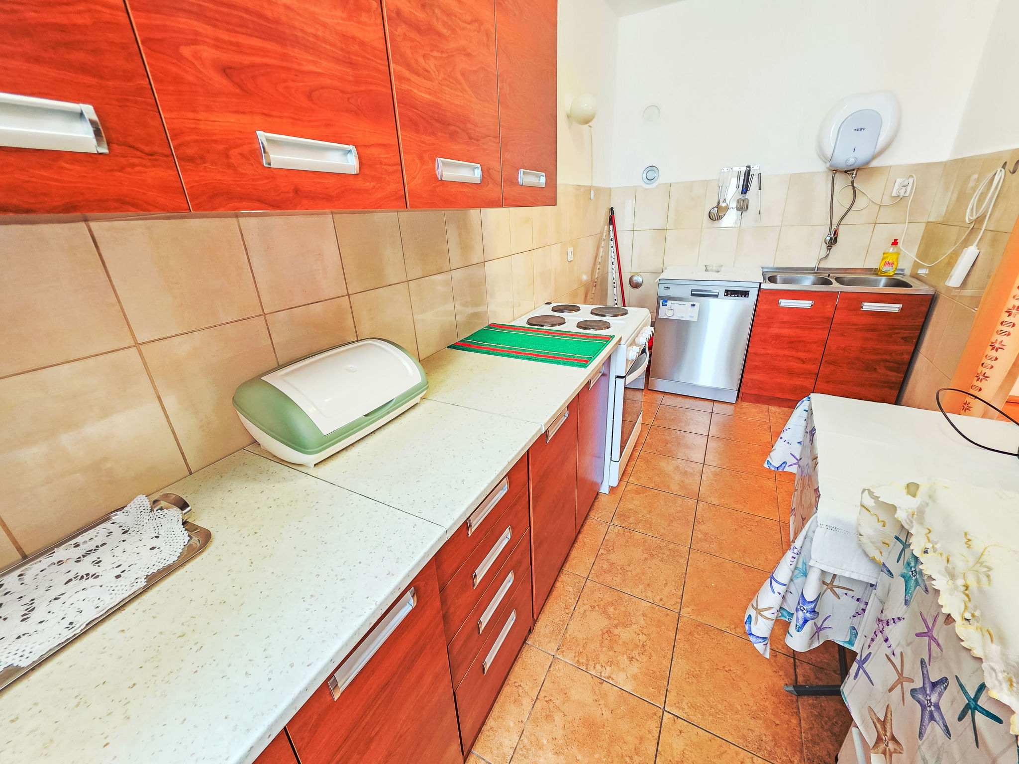 Photo of Wohnung für 7 Personen, 100m vom Strand