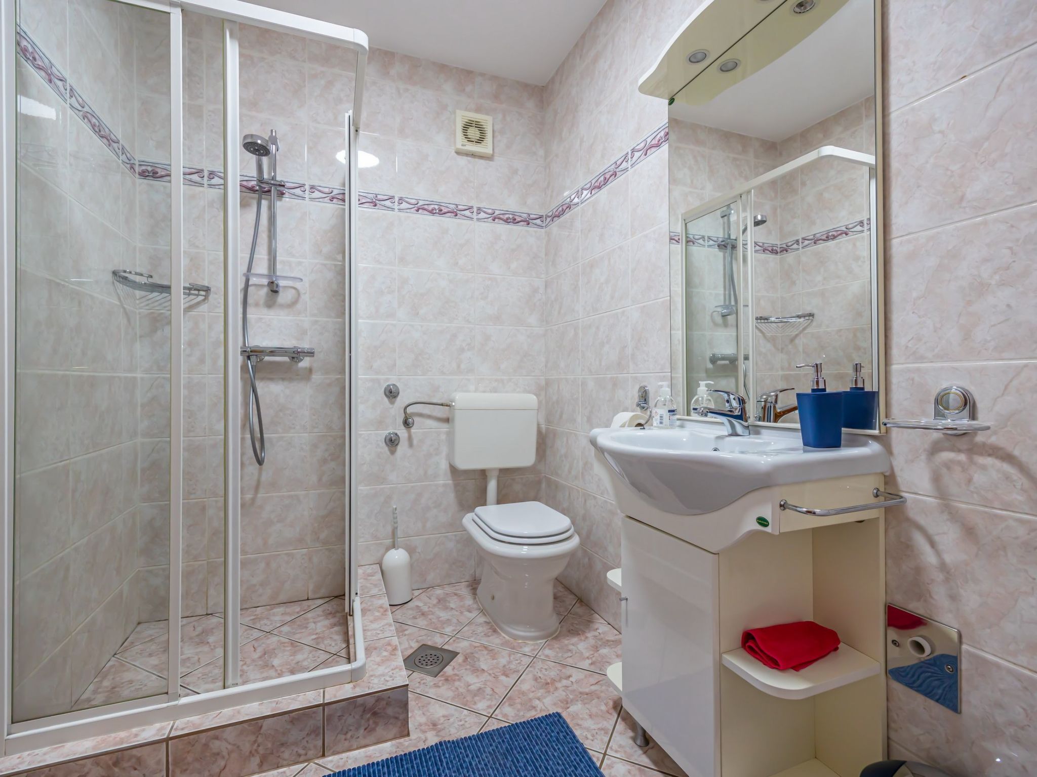 Photo of Apartments Lacic