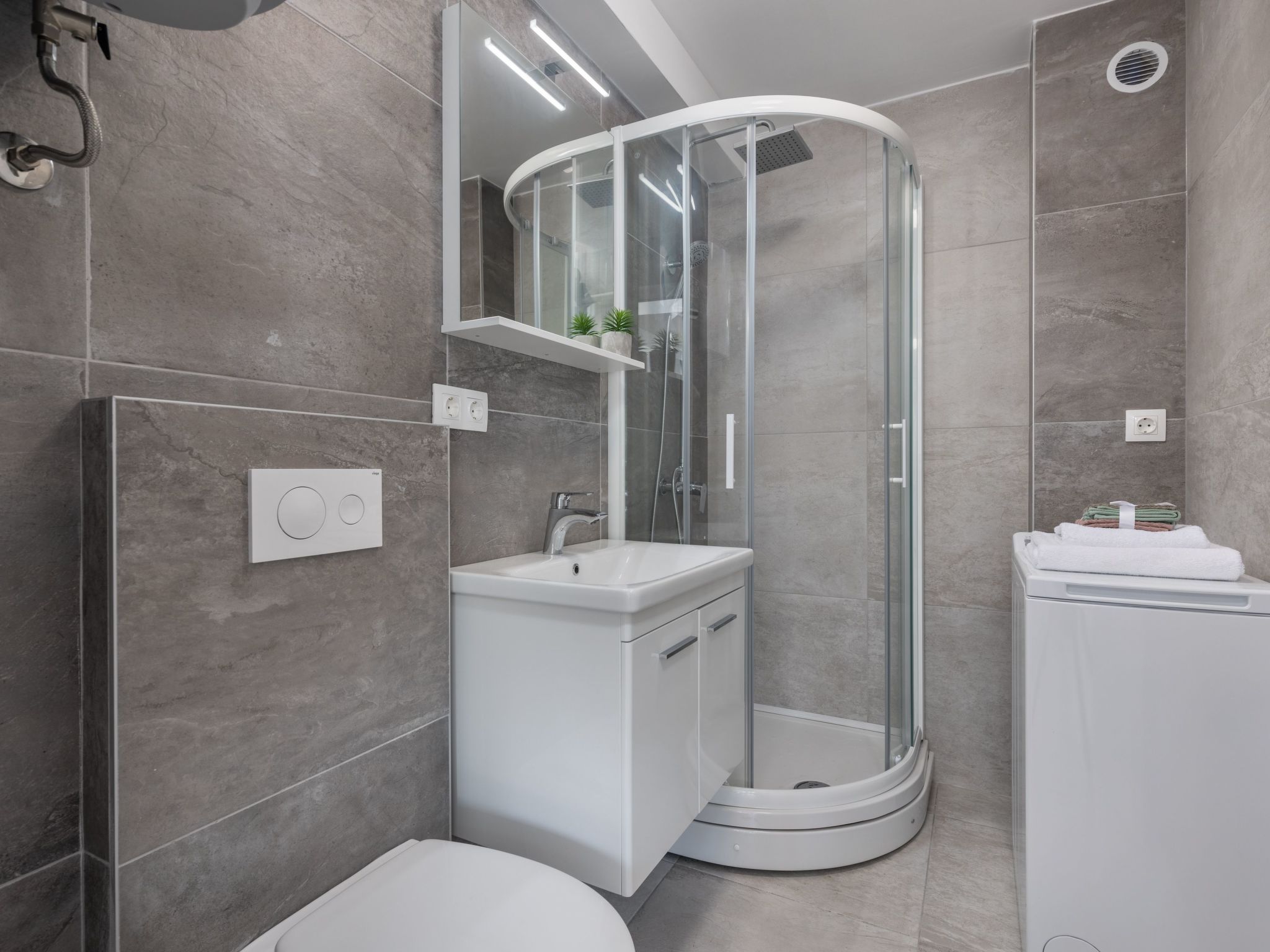 Photo of Moderne Wohnung in Crikvenica mit Pool