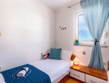 Appartement met balkon en zeezicht op 60 meter van het strand in Crikvenica - thumbnail 3