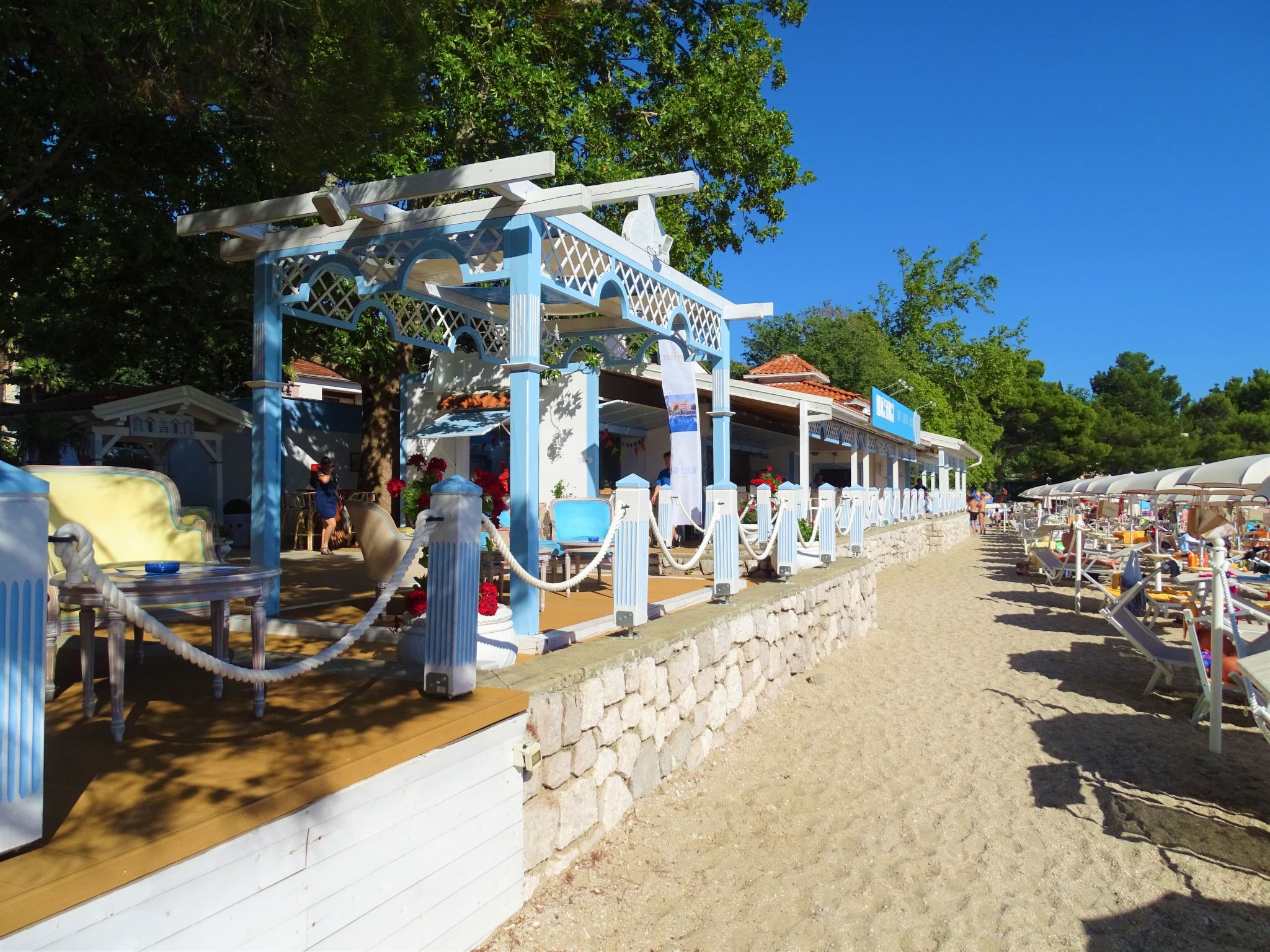 Wohnung mit Balkon und Meerblick-Inside