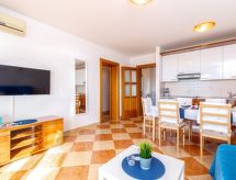 Prachtig appartement met balkon en panoramisch uitzicht op de Adriatische Zee in Crikvenica - thumbnail 4