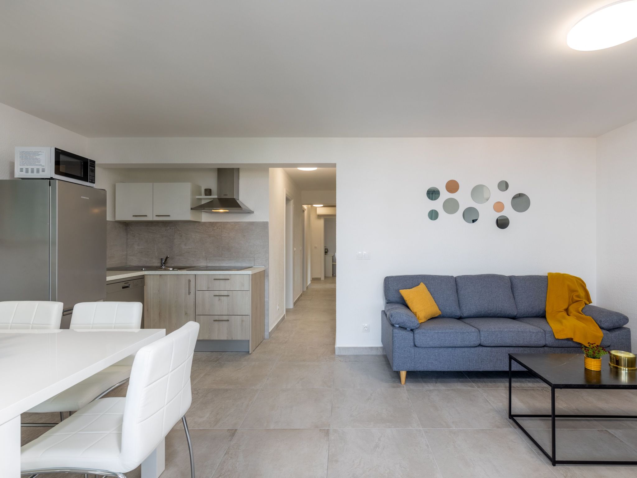 Modernes Apartment in Crikvenica mit Gemeinschaftspool-Binnen