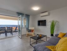 Modern appartement in Crikvenica met zwembad, 300m van zee - thumbnail 5