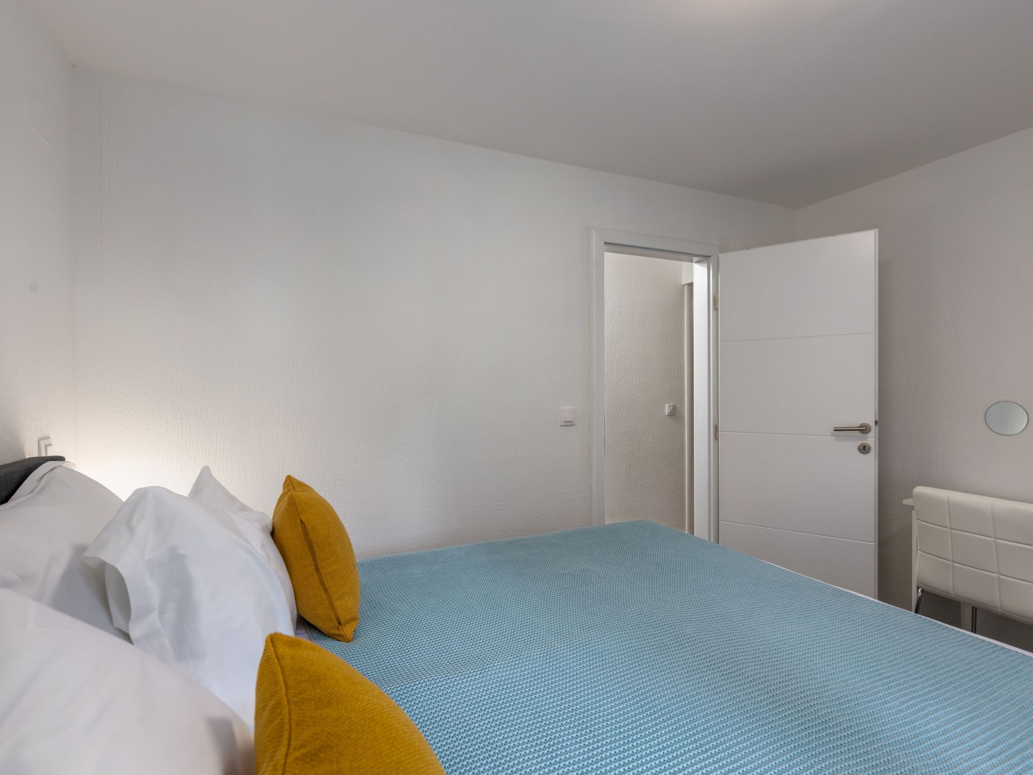 Photo of Modernes Apartment in Crikvenica mit Gemeinschaftspool