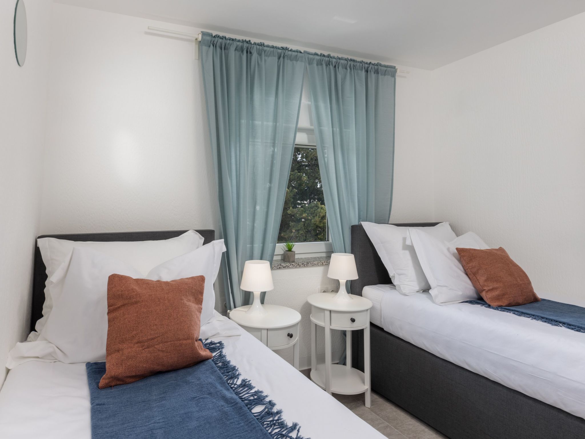 Photo of Modernes Apartment in Crikvenica mit Gemeinschaftspool