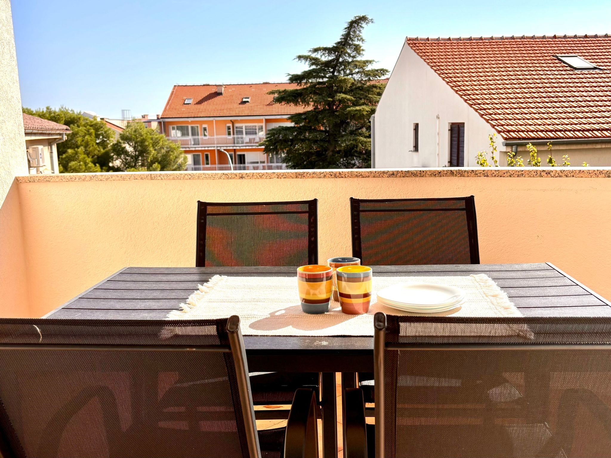 Wohnung mit Balkon und Meerblick-Inside