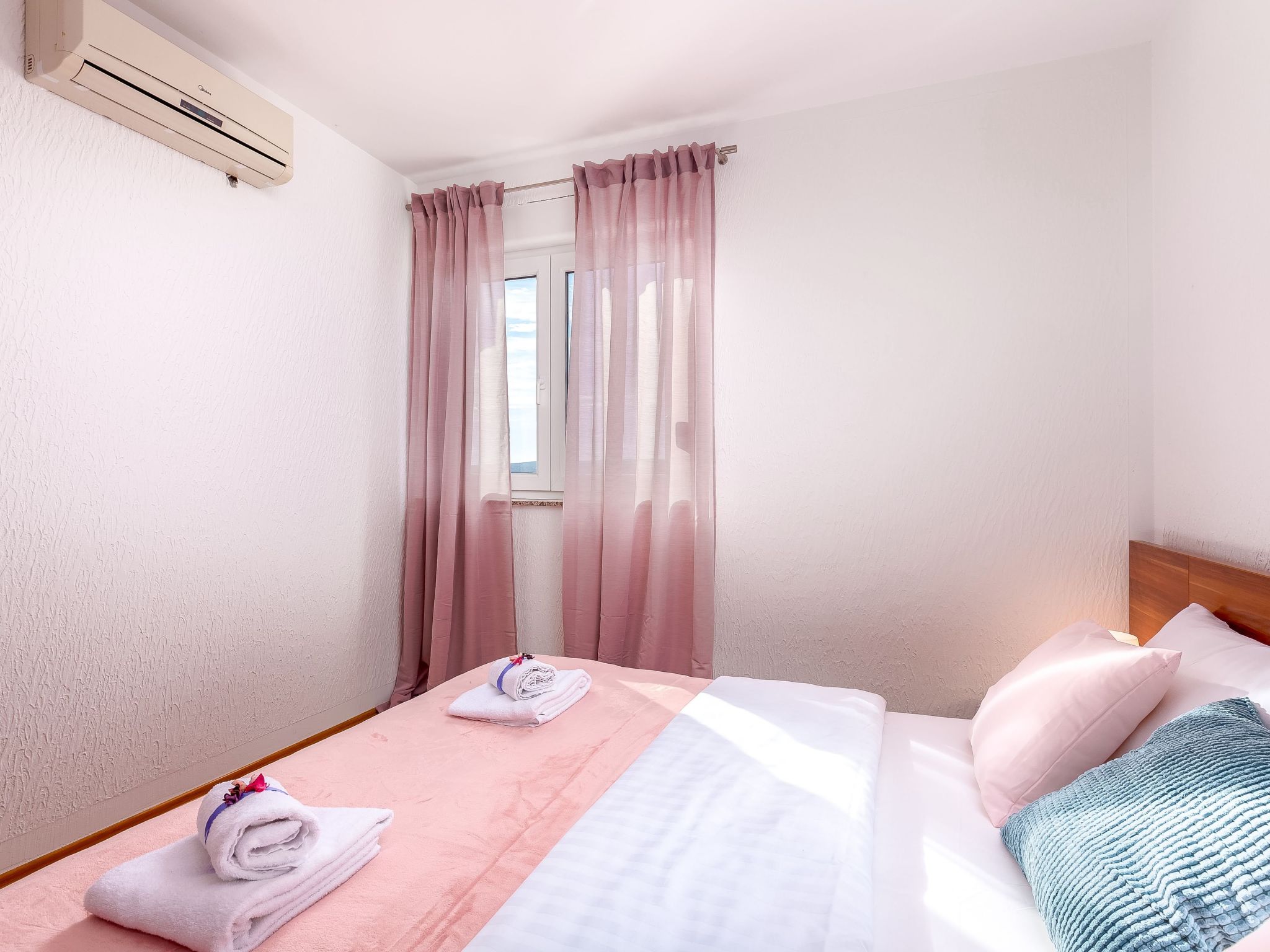 Wohnung mit Balkon und Meerblick-Inside