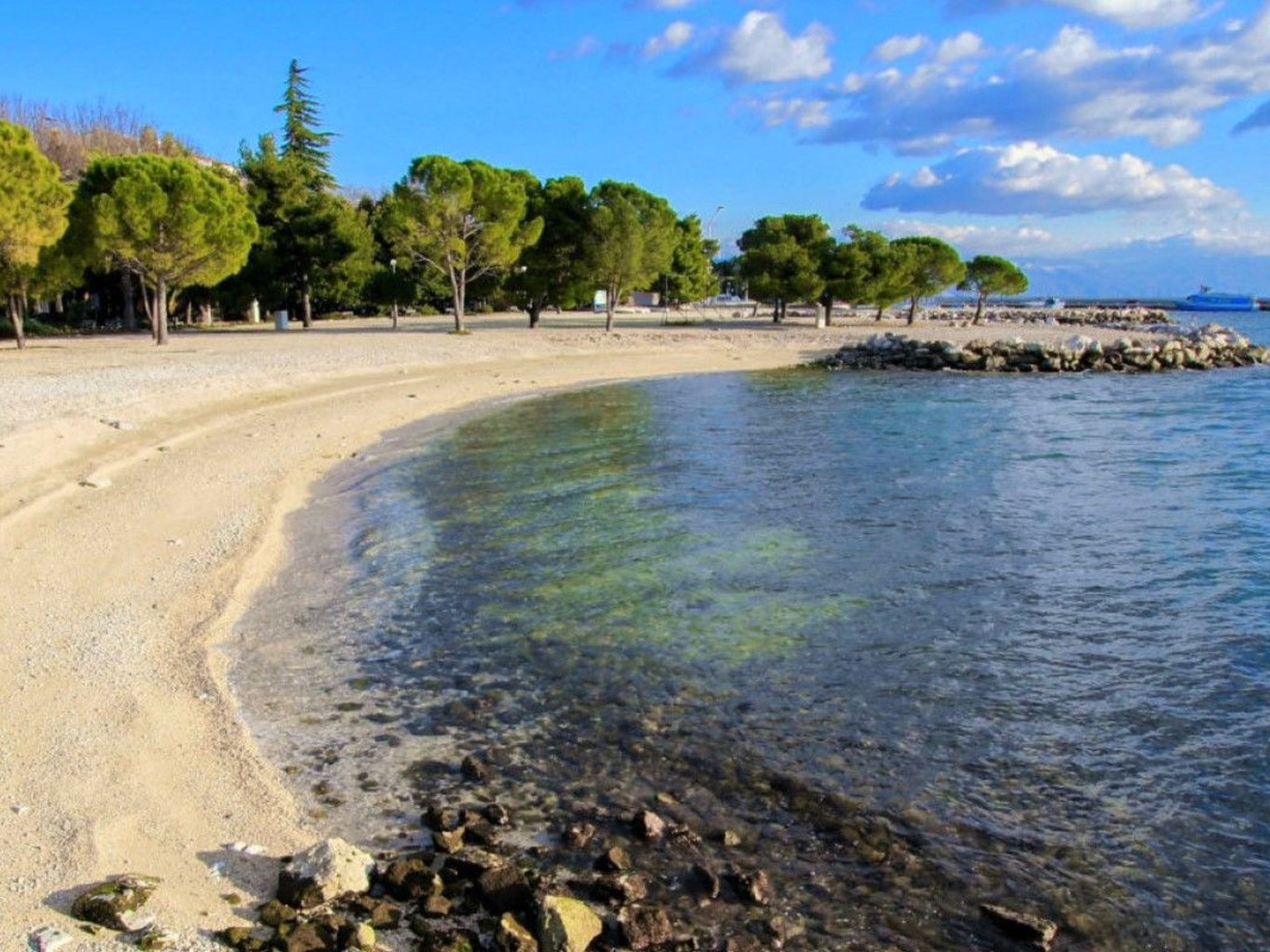 Wohnung mit Balkon und Meerblick-Inside