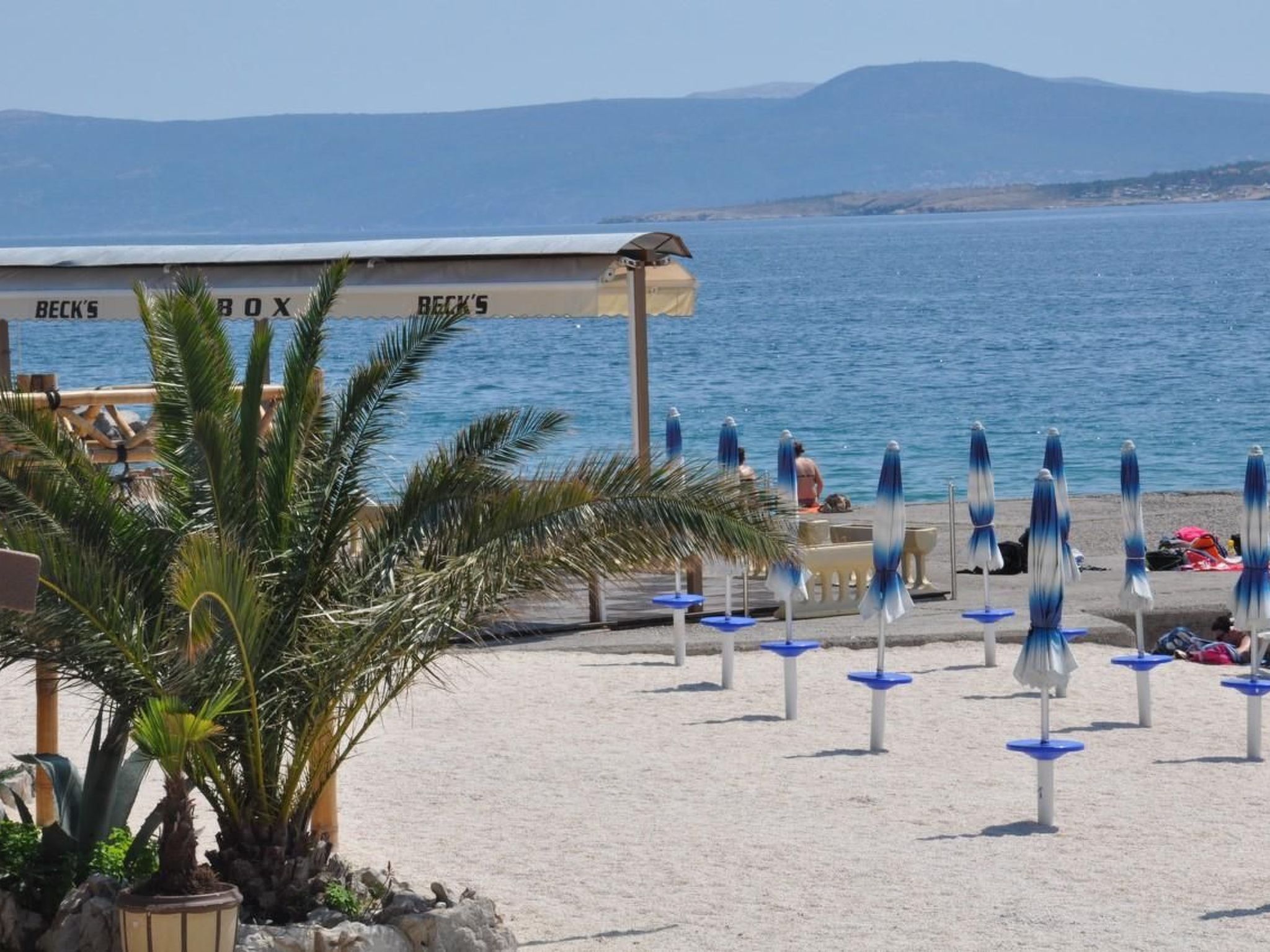 Wohnung mit Balkon und Meerblick-Inside