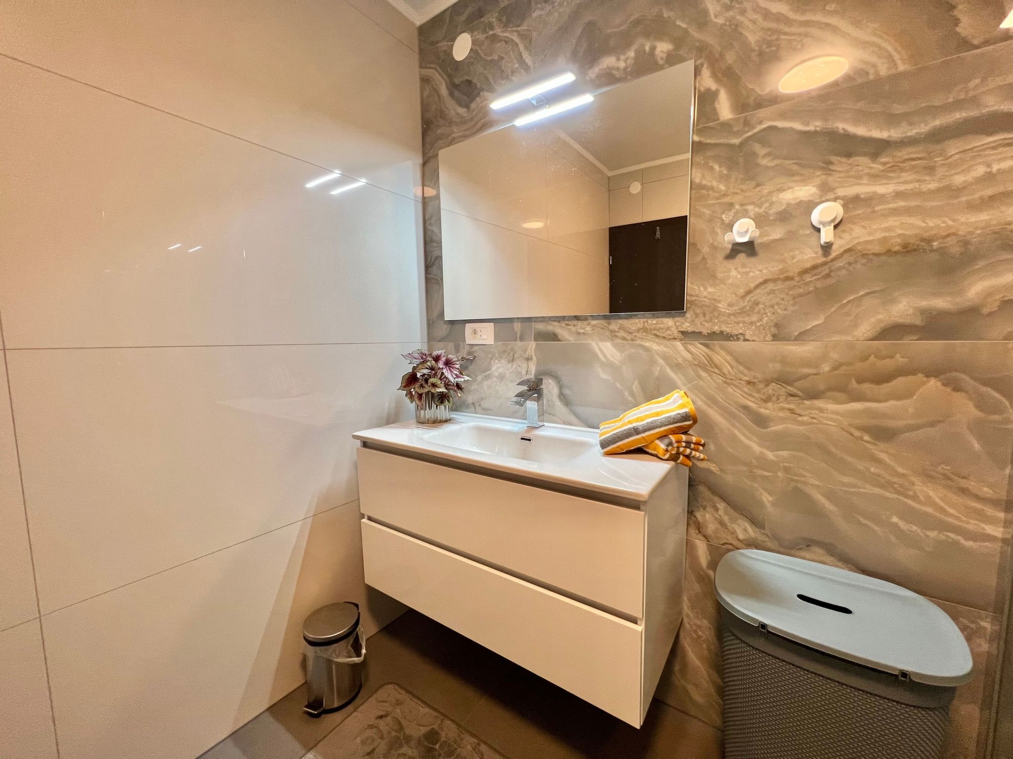 Wohnung in Crikvenica mit Großer Terrasse-Image-tags.info