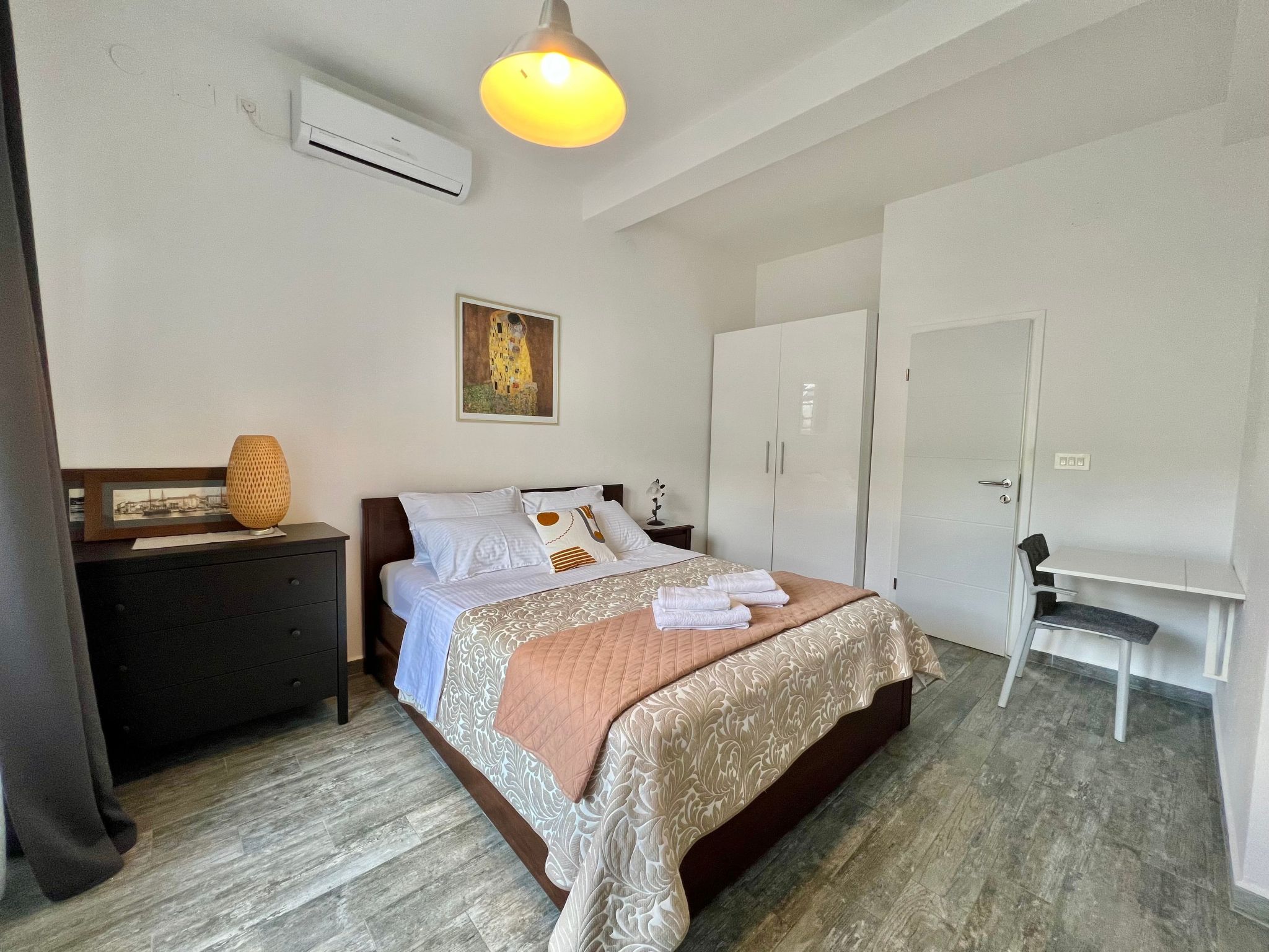 Wohnung Jasmin 2-Drinnen