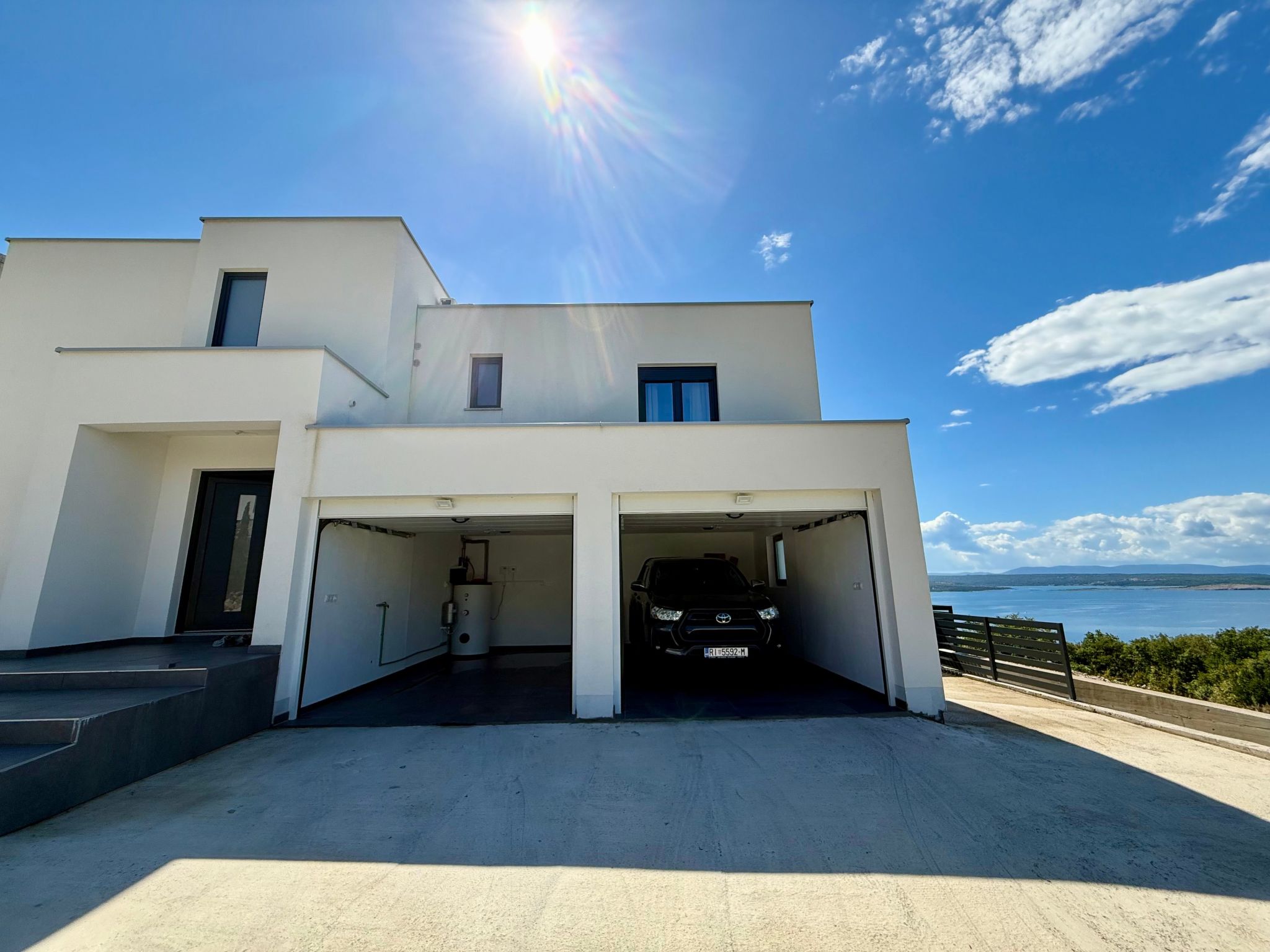 Schöne moderne Villa v