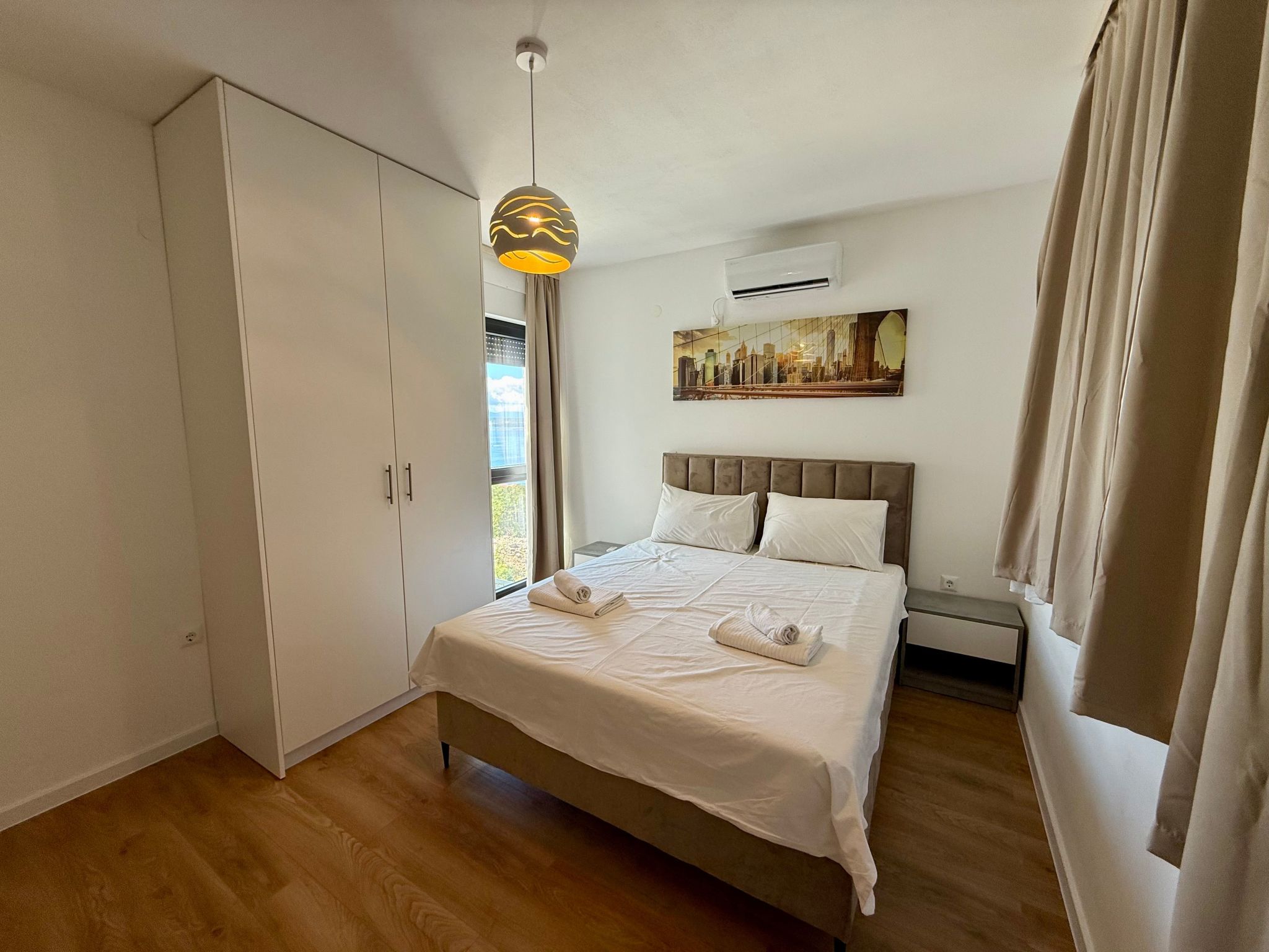 Schöne moderne Villa v-Binnen