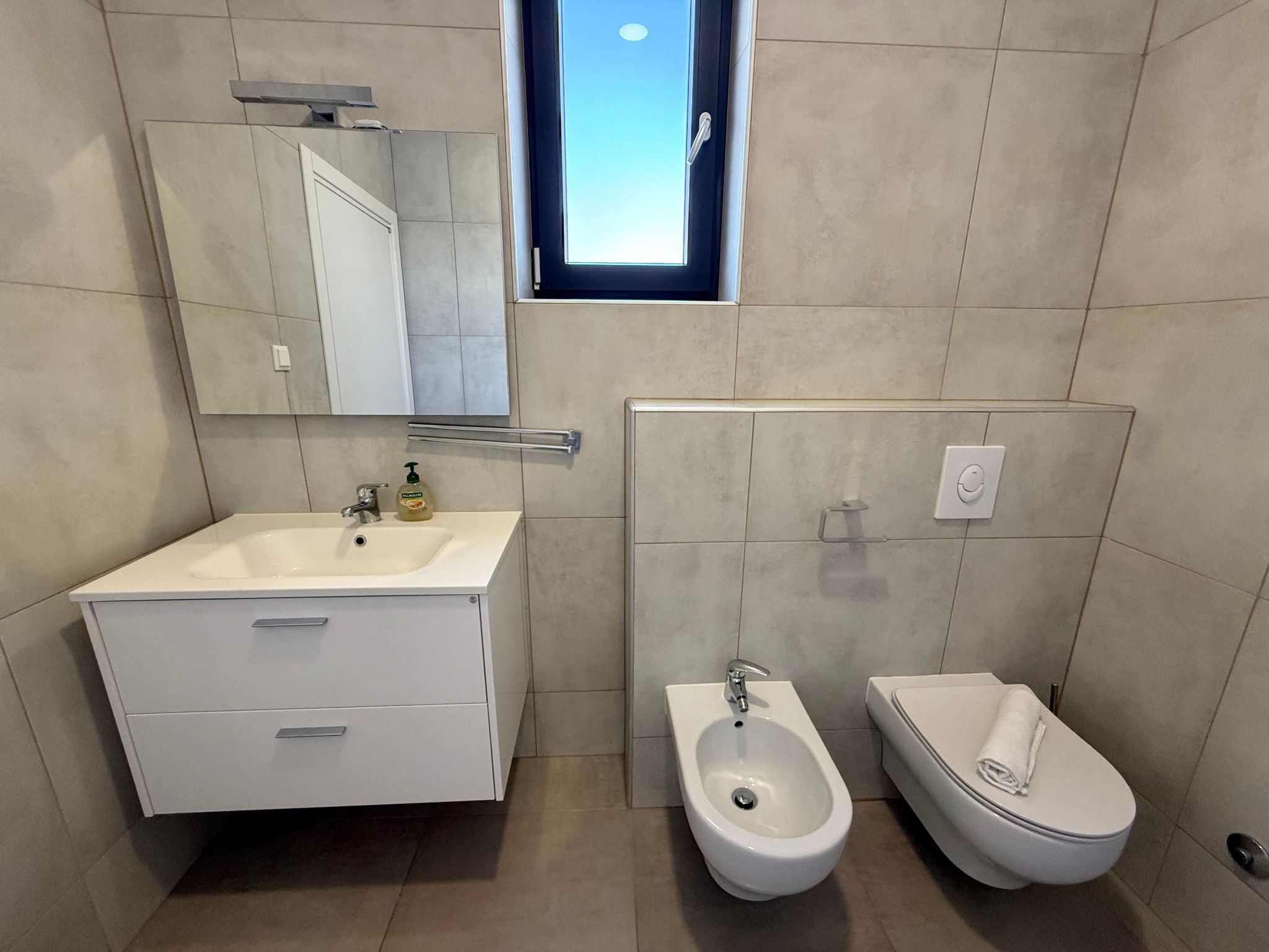 Schöne moderne Villa v-Binnen