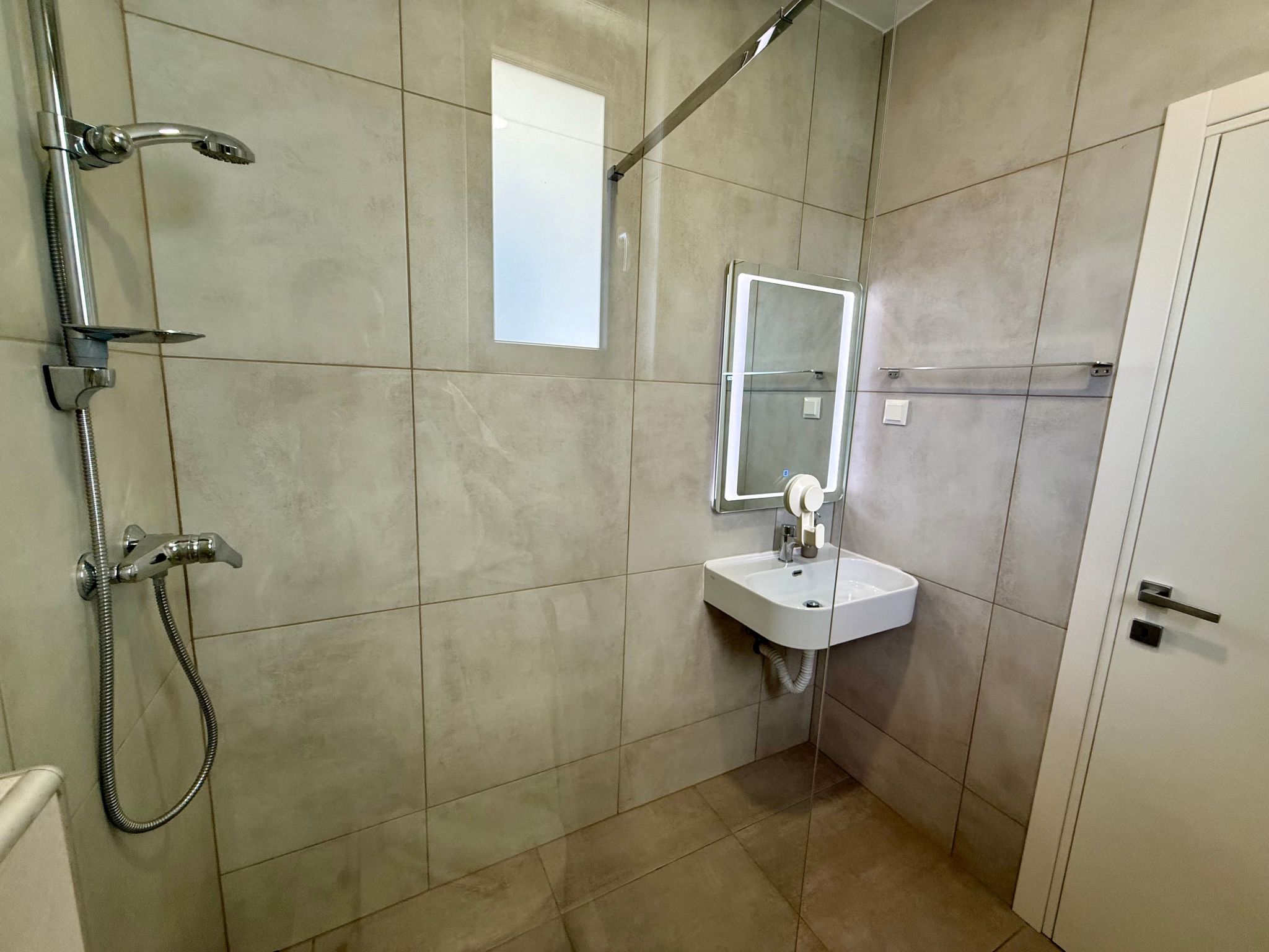 Photo of Schöne moderne Villa v