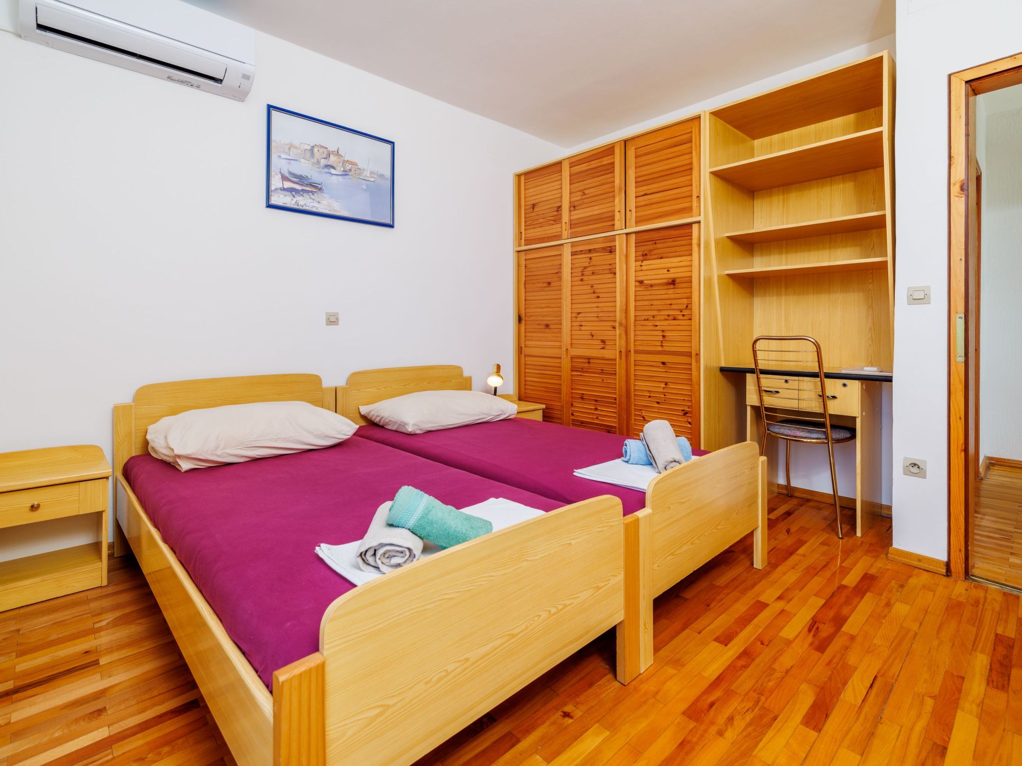 Mistral1-Image-tags.info