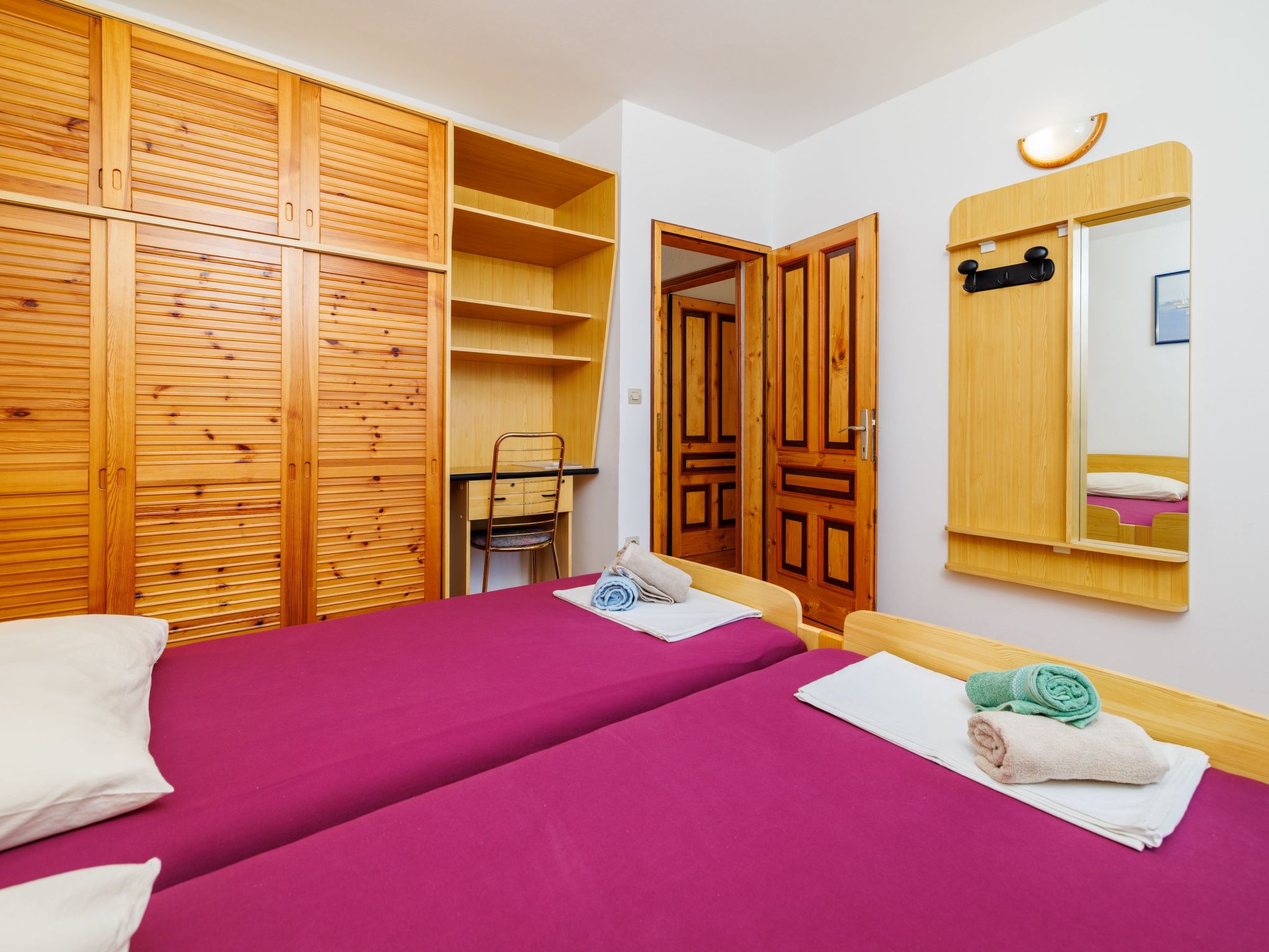 Mistral1-Image-tags.info