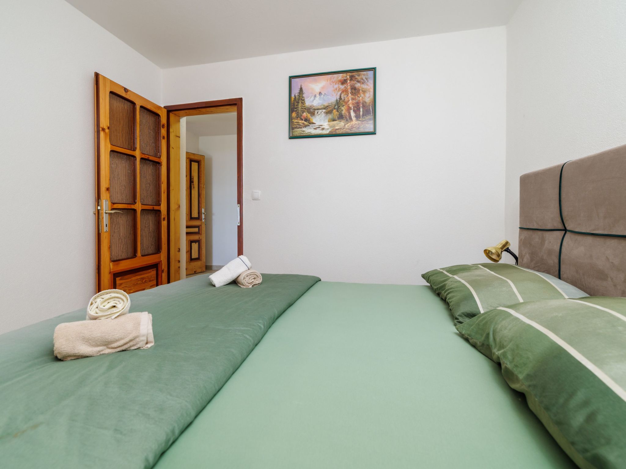 Mistral1-Image-tags.info