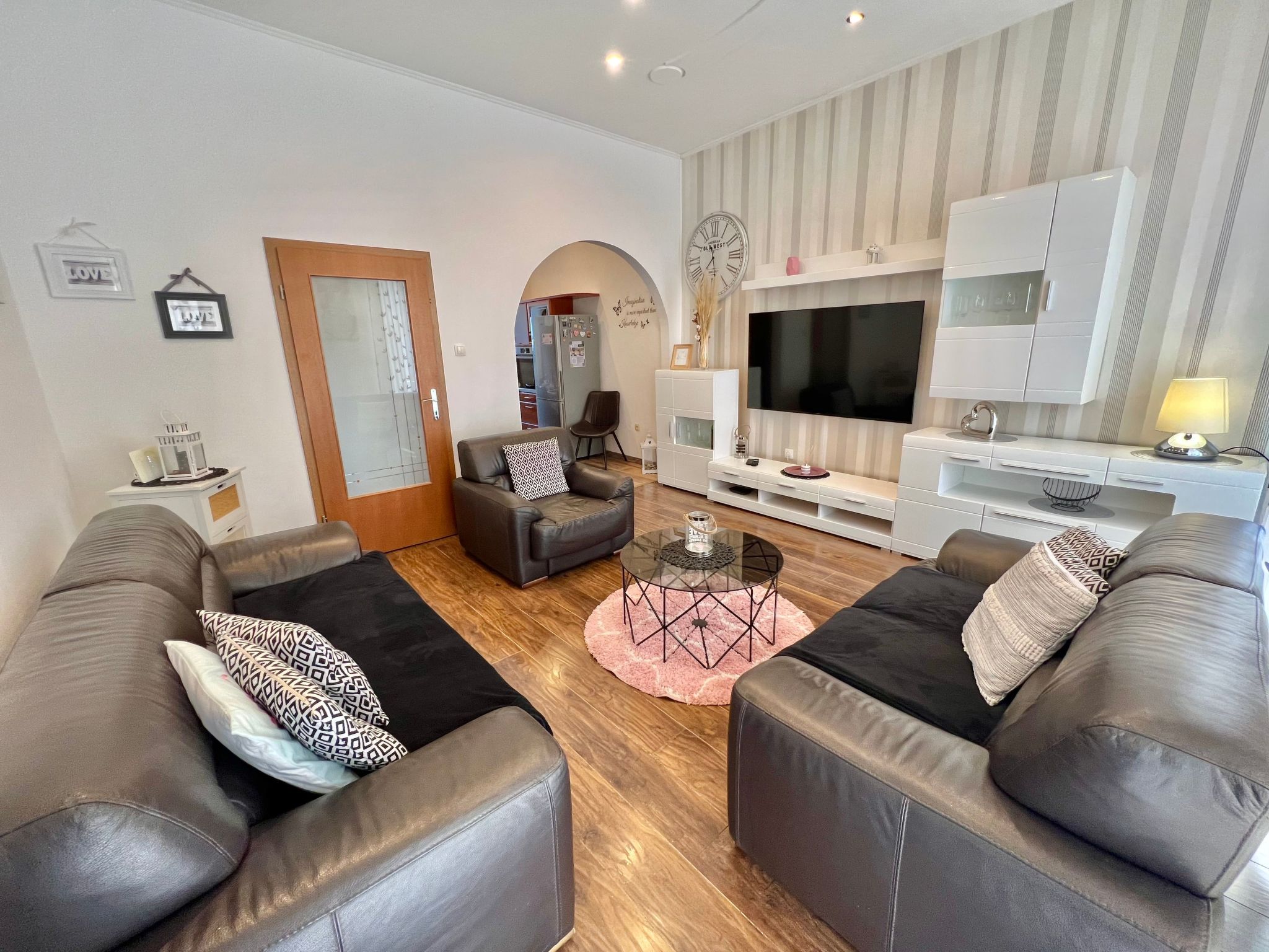 Holiday house Lona-Binnen