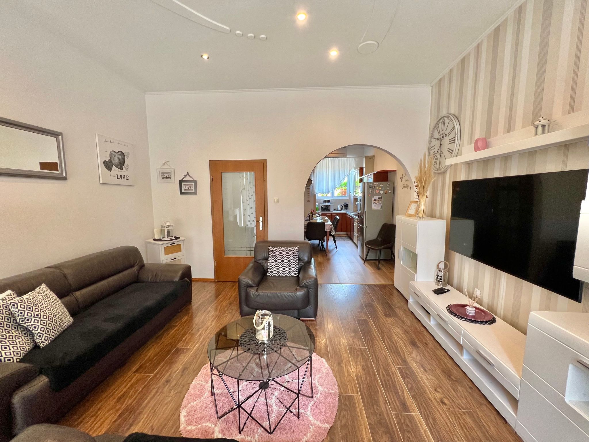 Holiday house Lona-Binnen