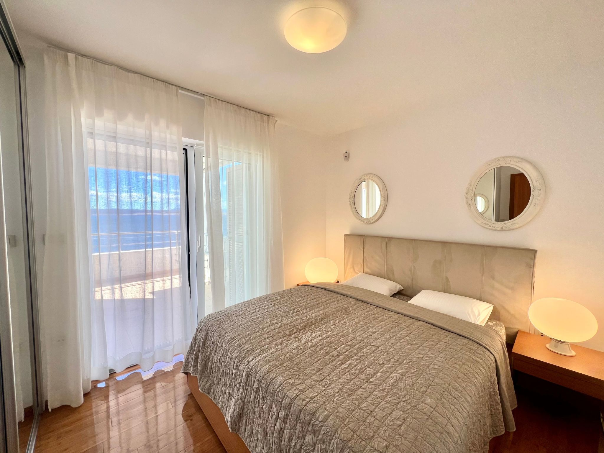 Photo of Golden View