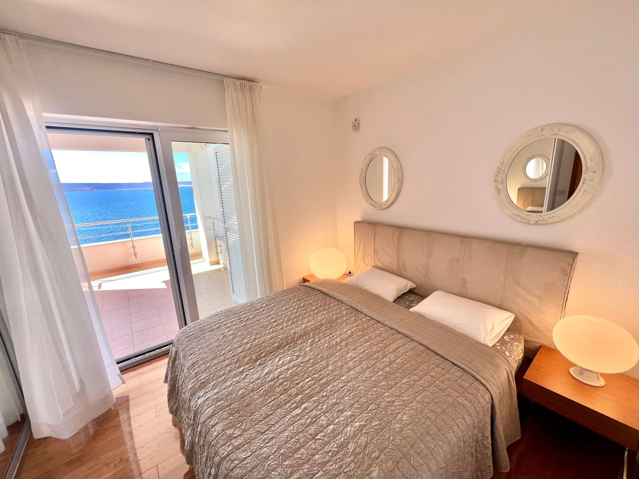 Photo of Golden View