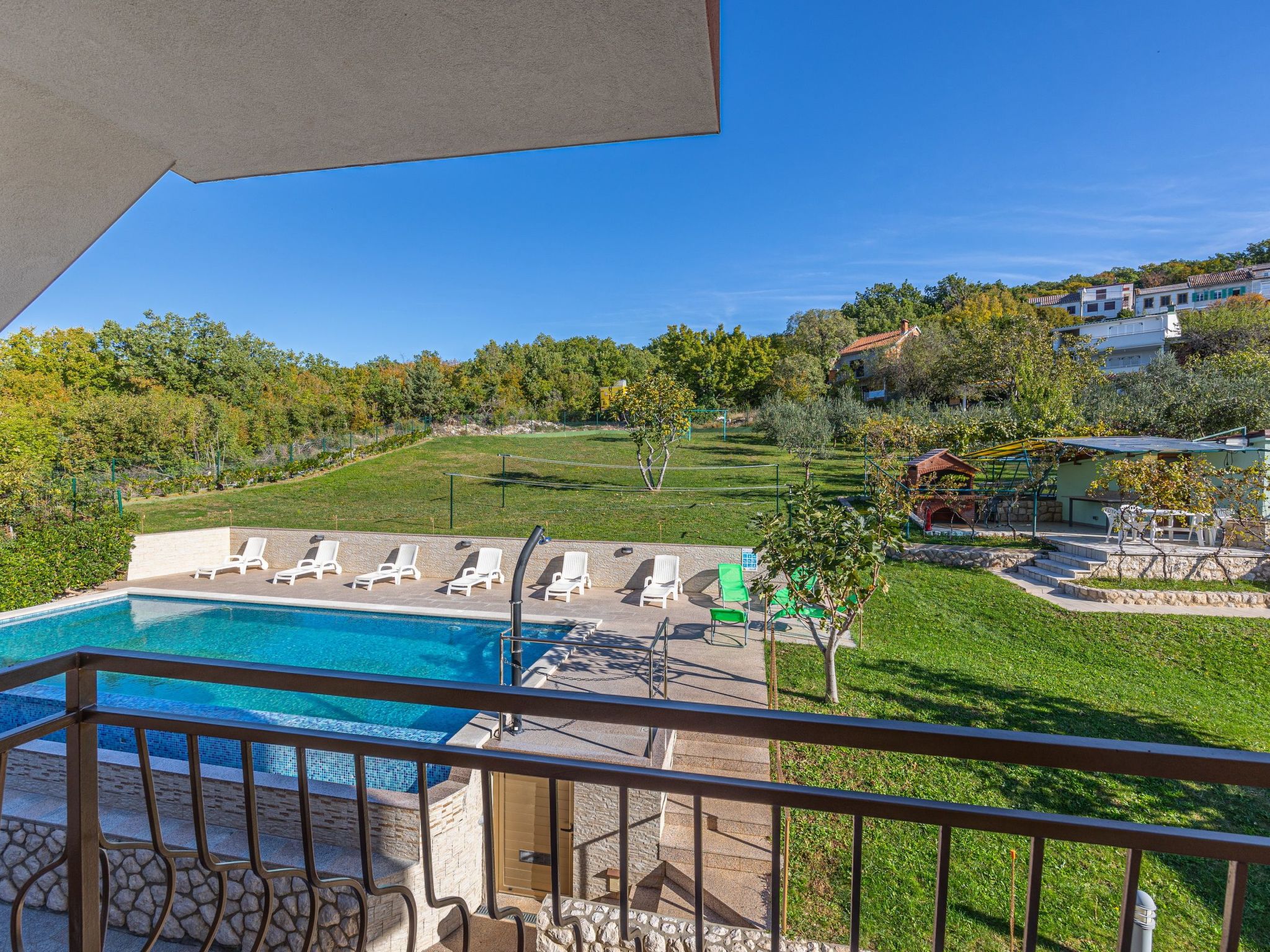 In Crikvenica mit Großem Garten