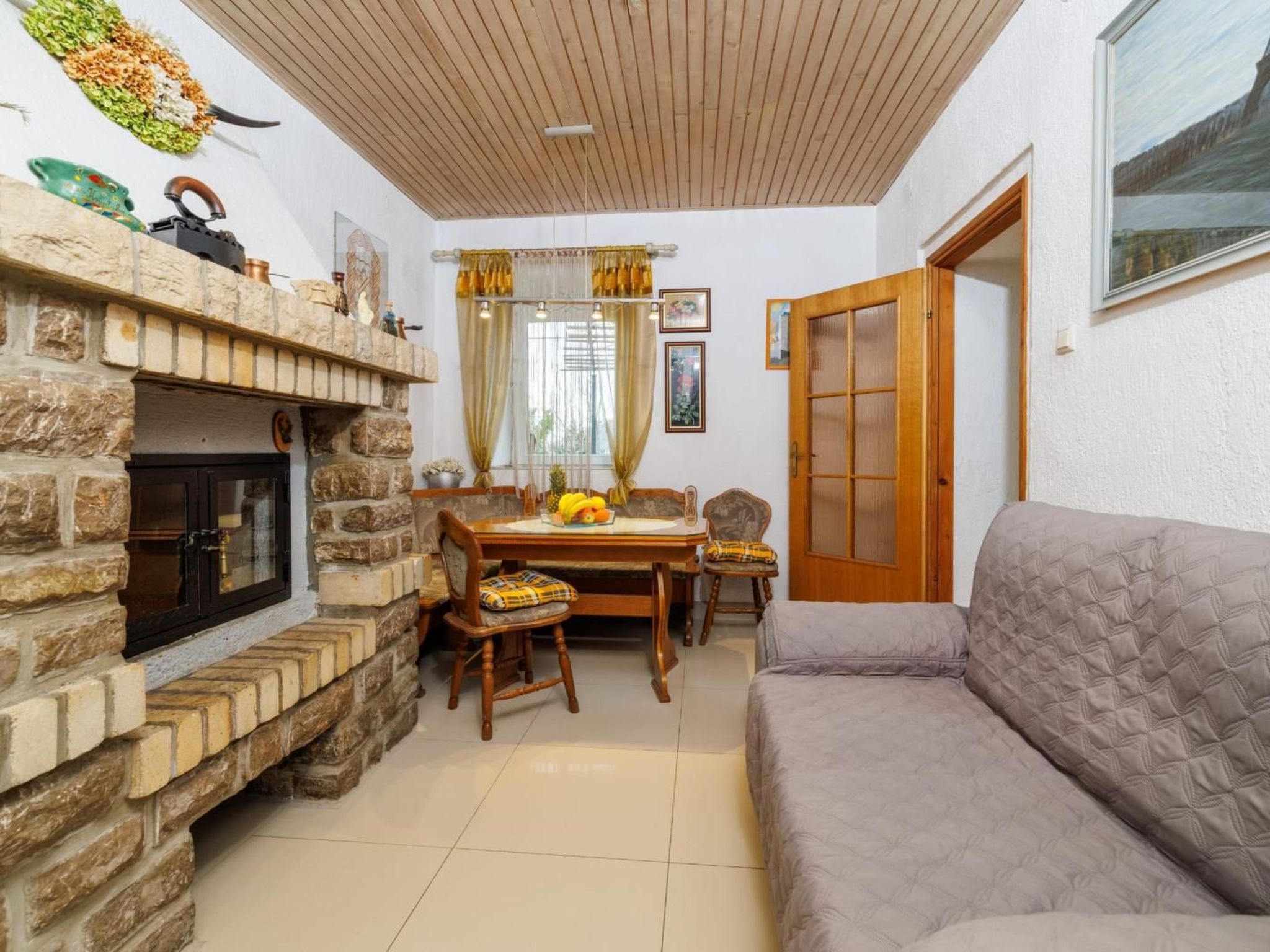 Vila Bribirka-Inside