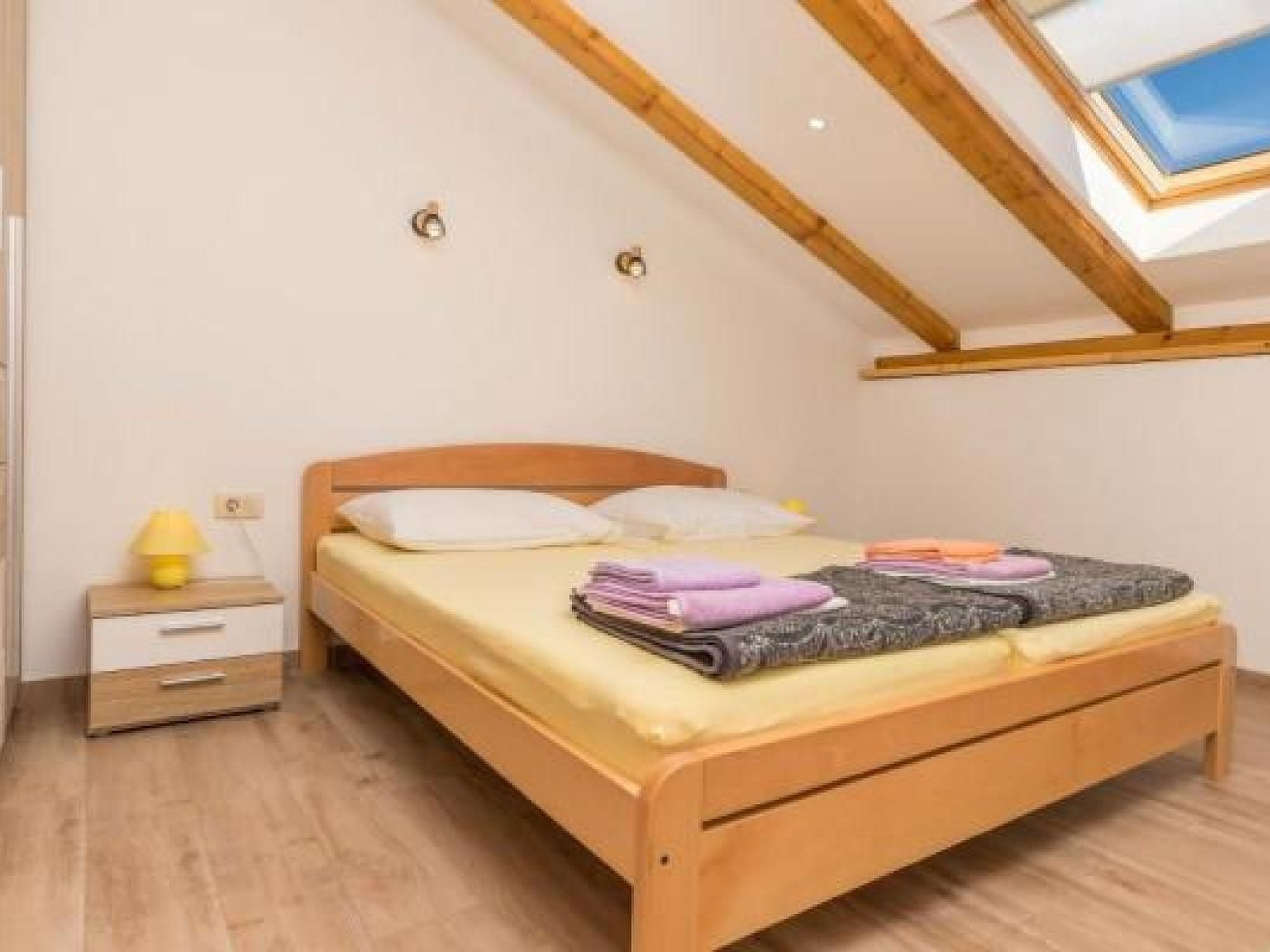 Appartement in Crikvenica mit Terrasse und Grill und Nah am Strand