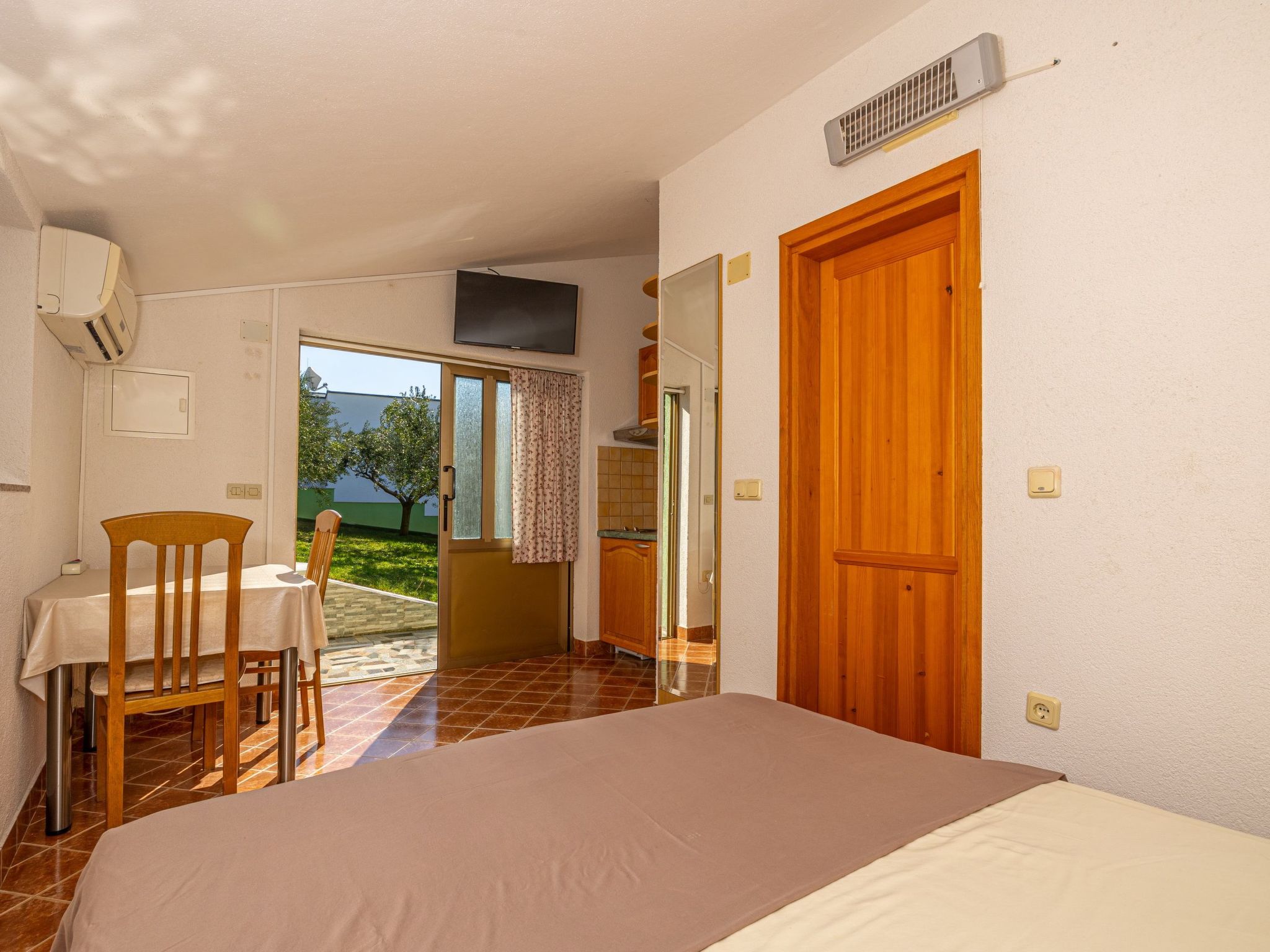 Appartement in Crikvenica mit Großem Garten-Image-tags.info