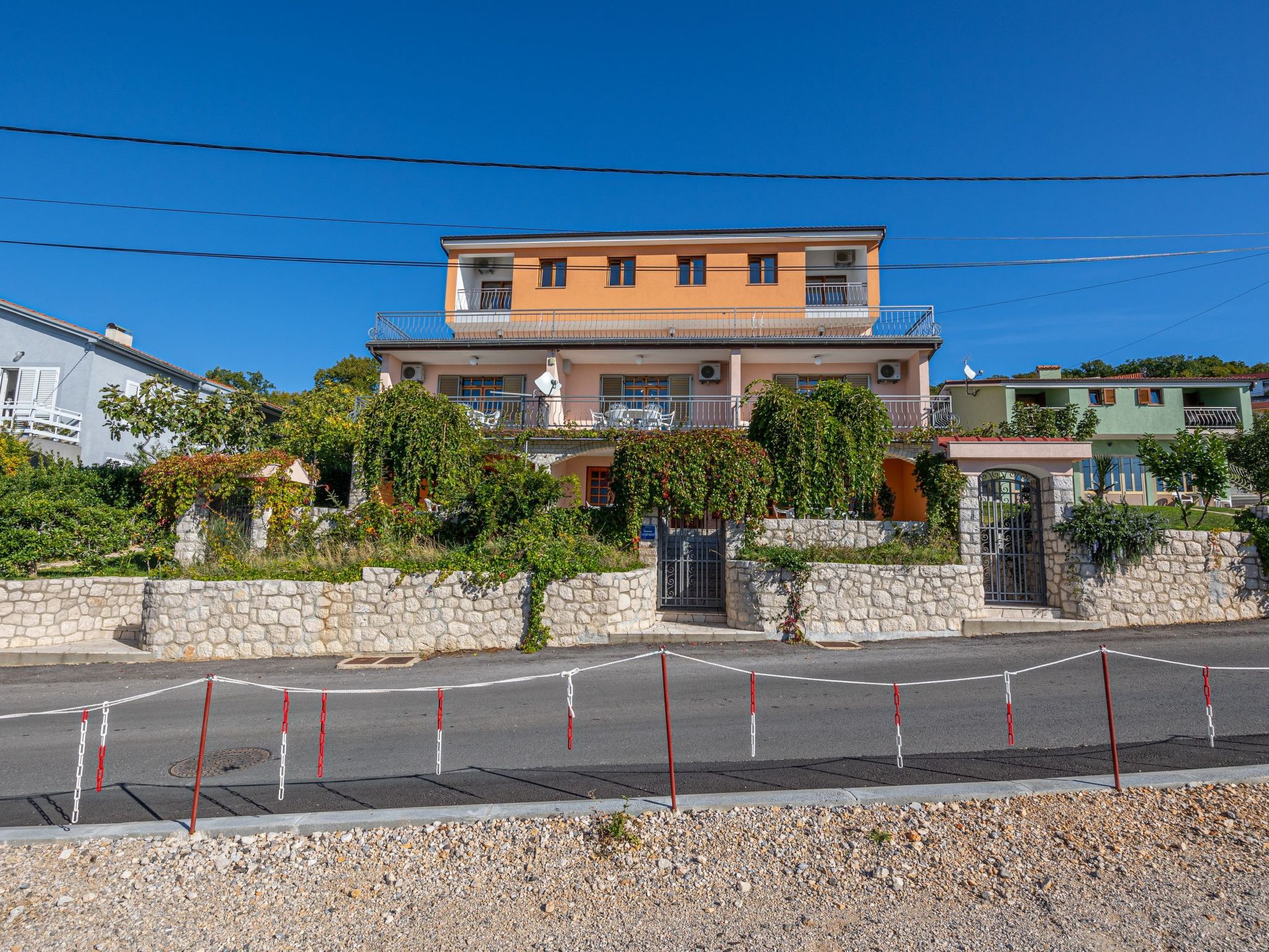 Appartement in Crikvenica mit Großem Garten-Image-tags.info