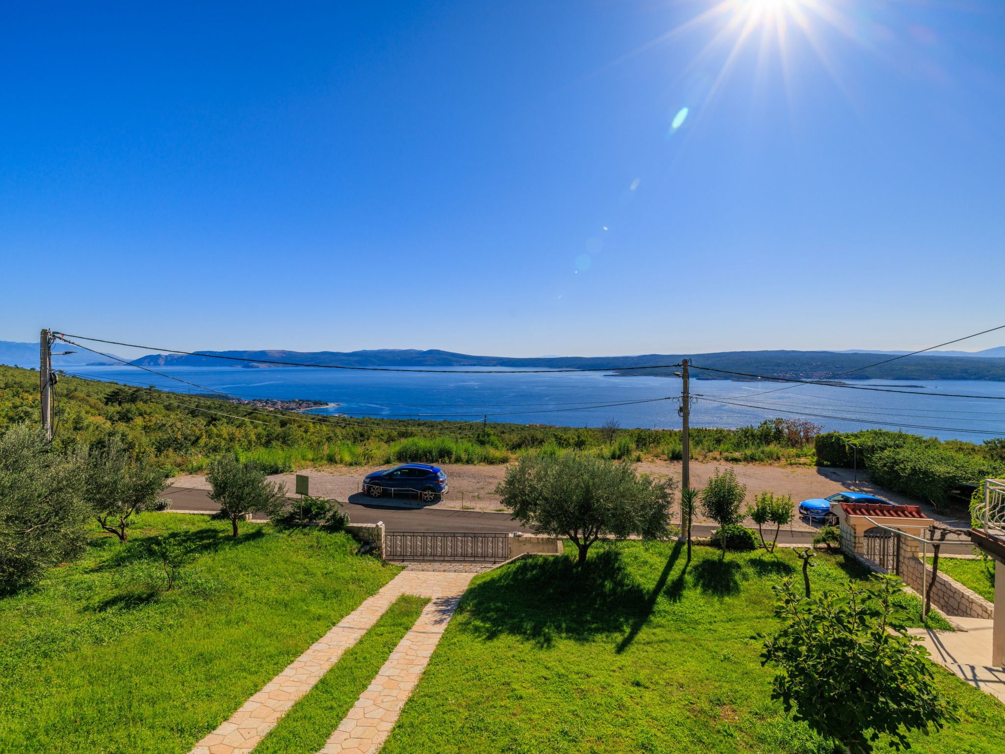 Mistral4-Image-tags.info