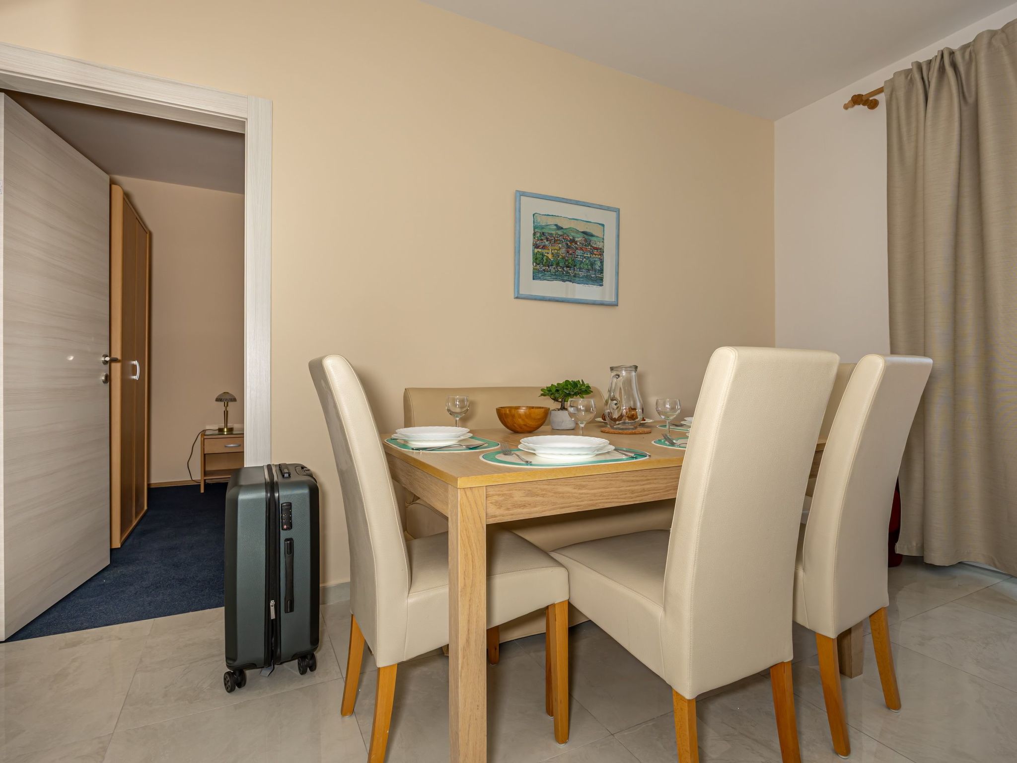 Familienappartement Balkon und Loggia mit Meerblick-Inside