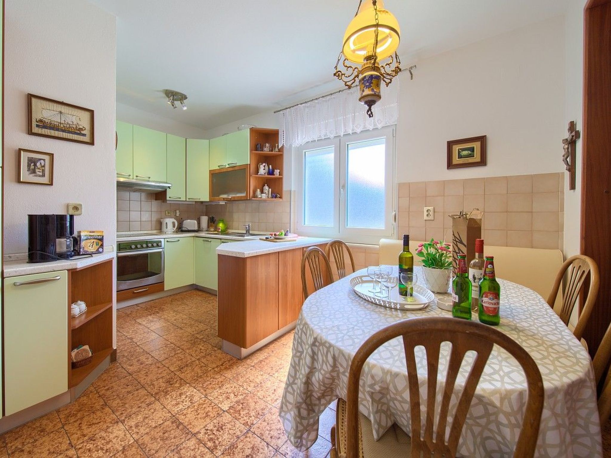 "Luxuswohnung"-Binnen