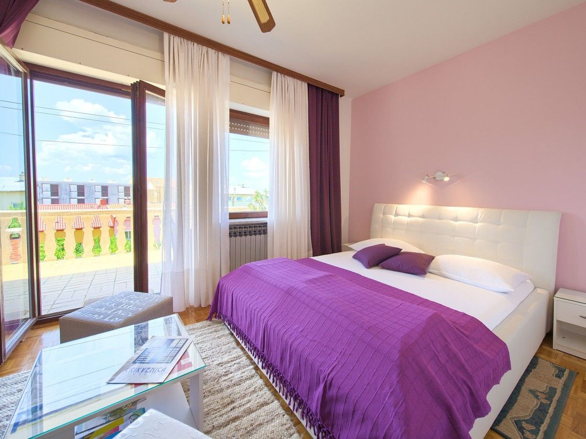 "Luxuswohnung"-Binnen