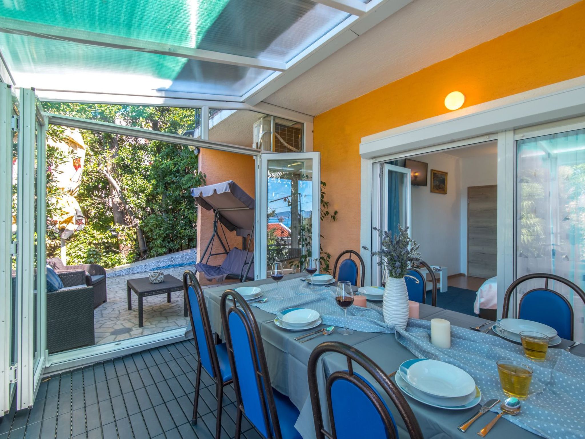 Ferienvilla "Goran" mit Blick auf das Wasser-Dedans