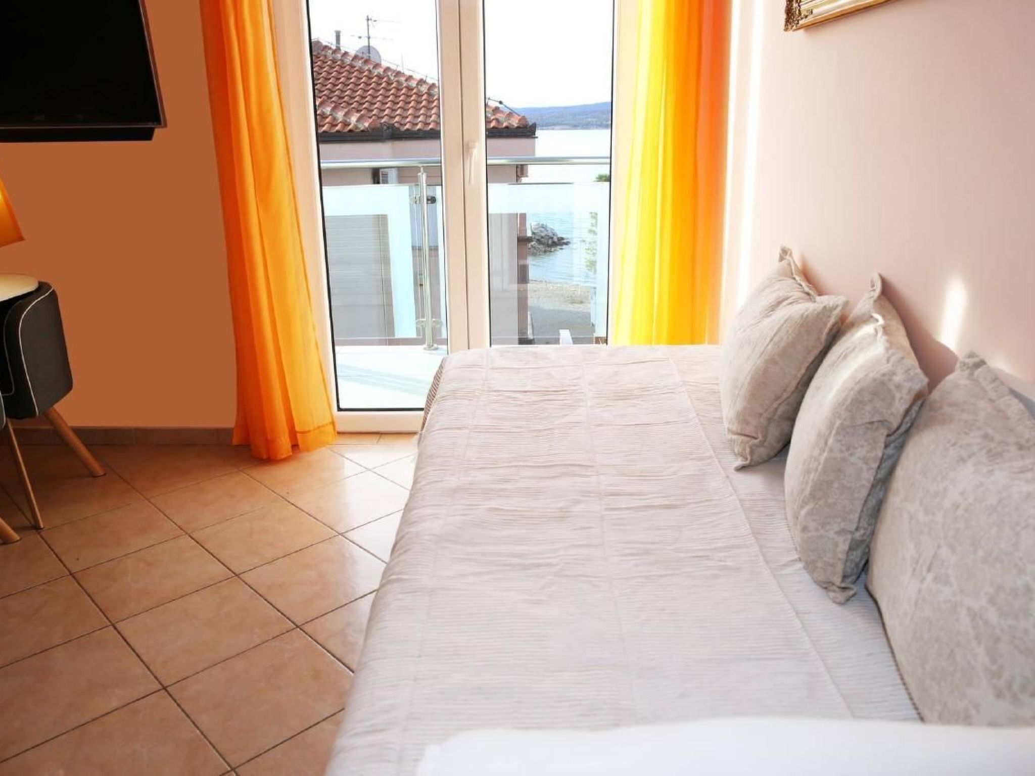 In Crikvenica mit Terrasse und Grill-Image-tags.info