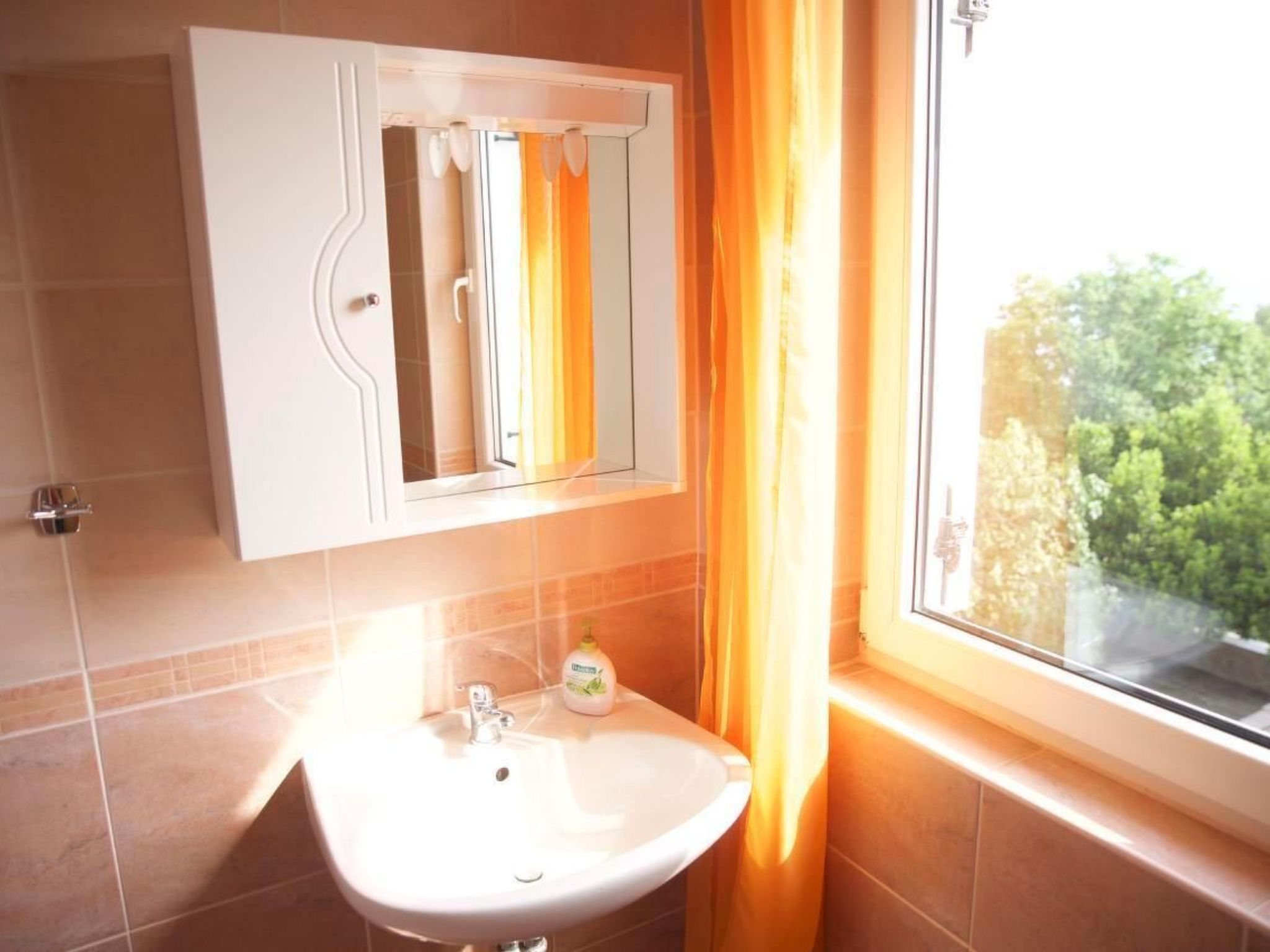 In Crikvenica mit Terrasse und Grill-Dedans